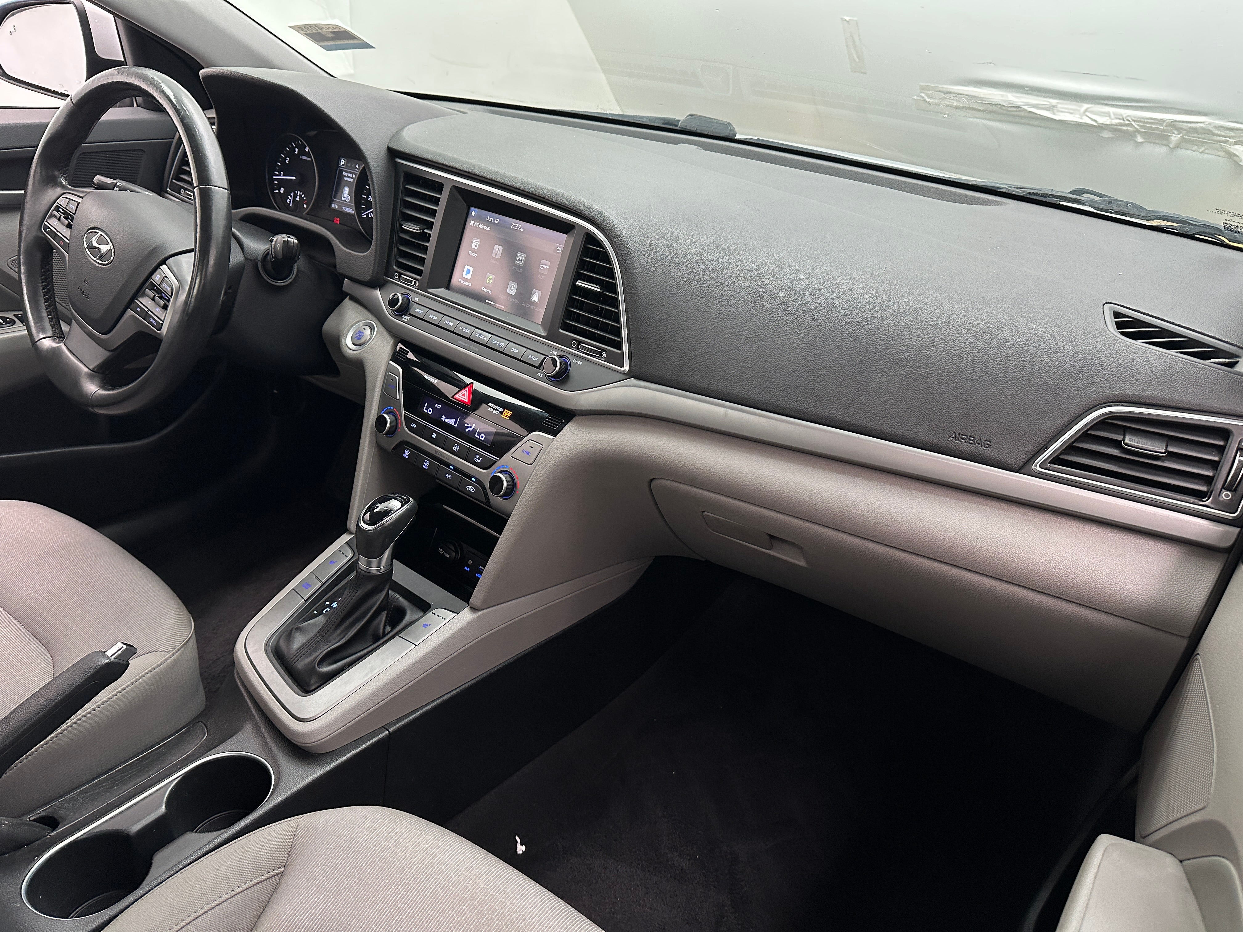 2018 Hyundai Elantra Value Edition 3