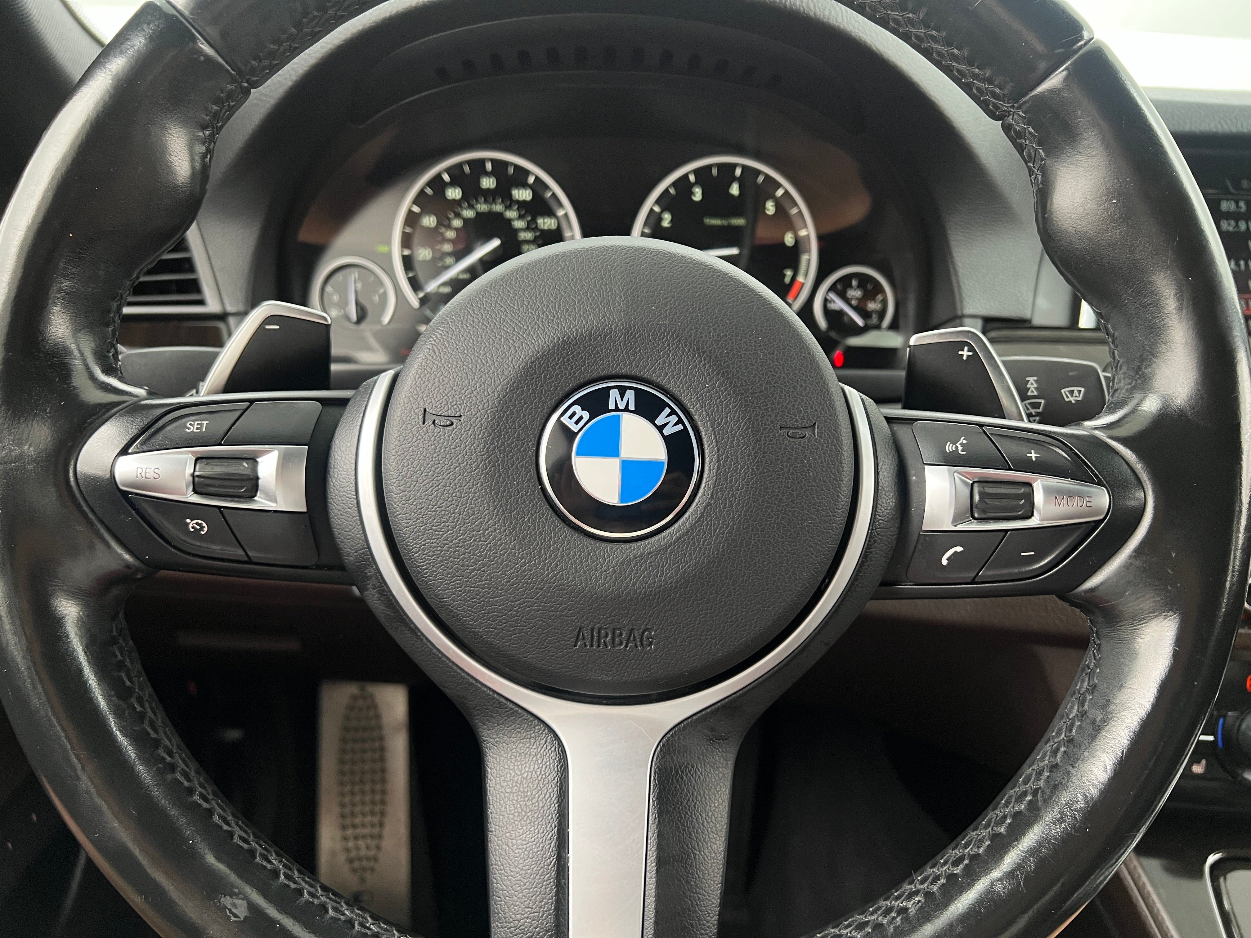 2016 BMW 5 Series 528i 4