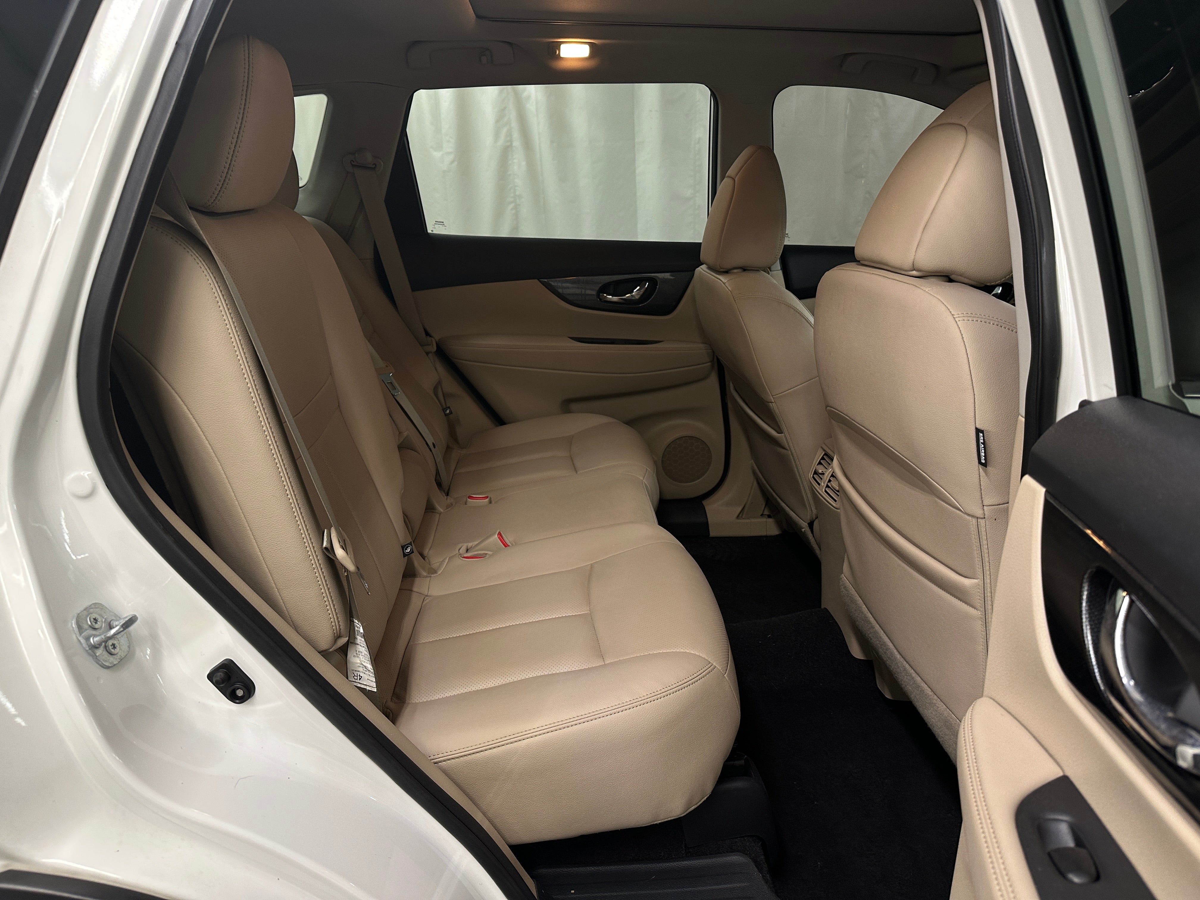 2016 Nissan Rogue SL 5