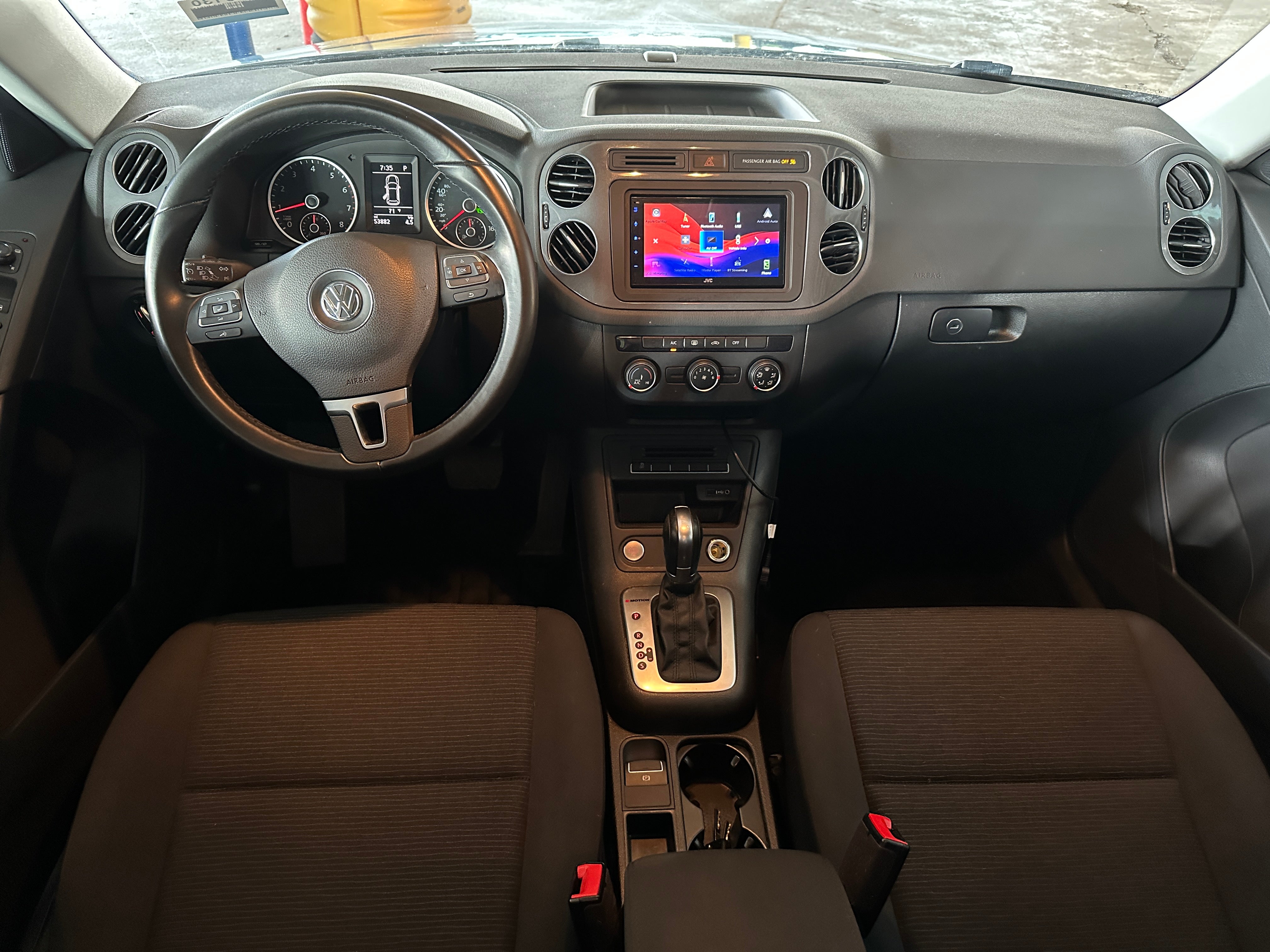 2018 Volkswagen Tiguan Limited 3