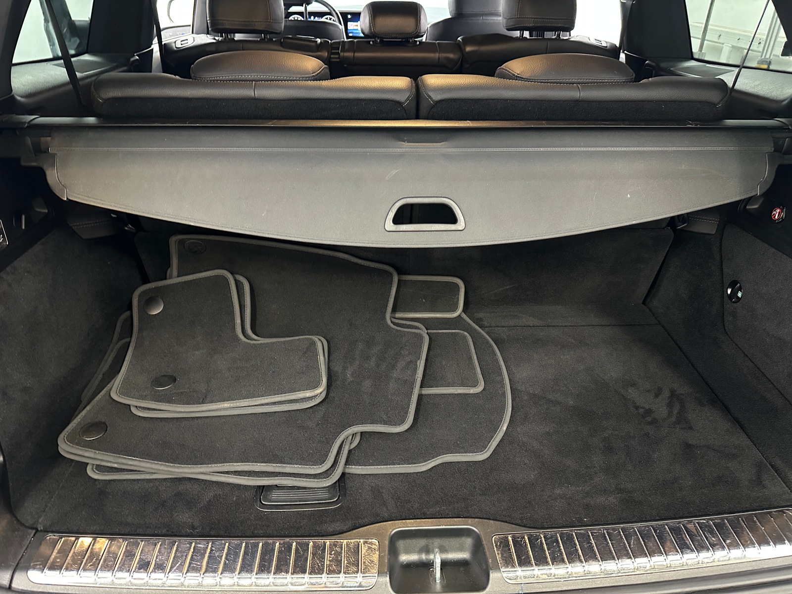 Thumbnail: 2024 Mercedes-Benz GLS - 6