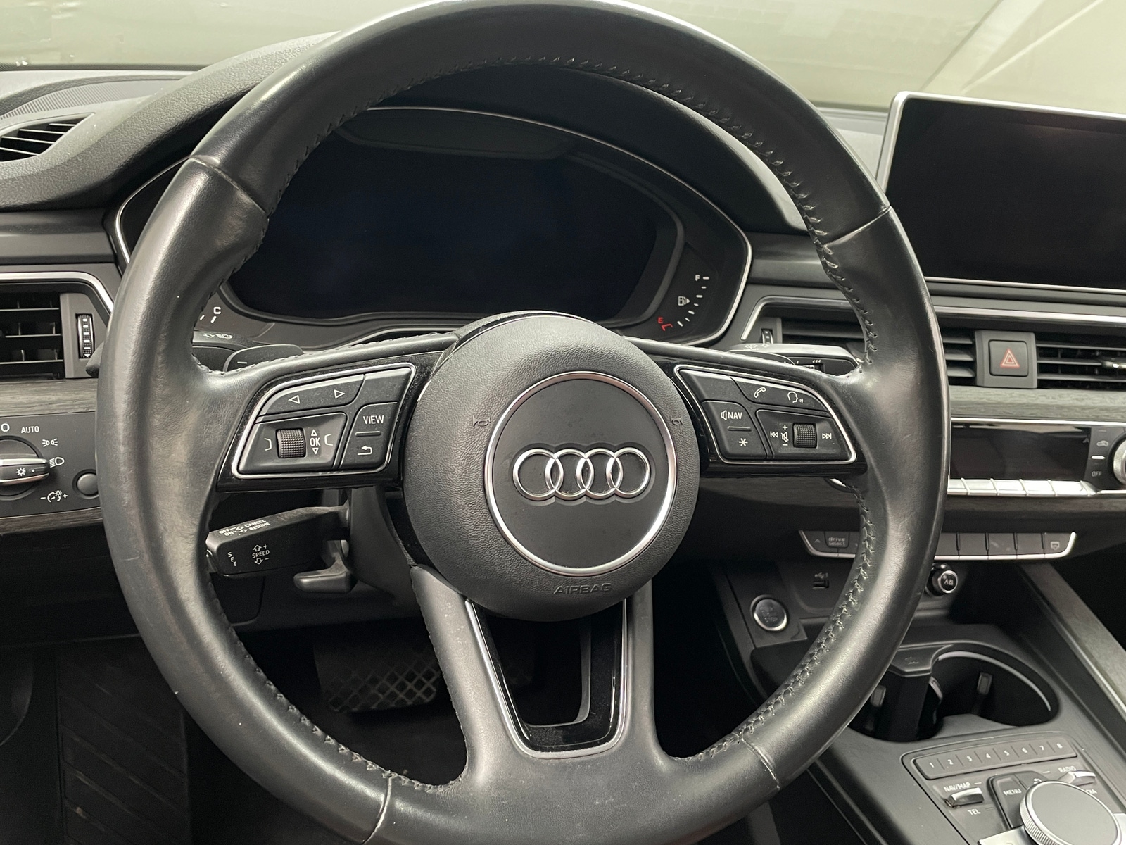 Thumbnail: 2018 Audi A4 - 4
