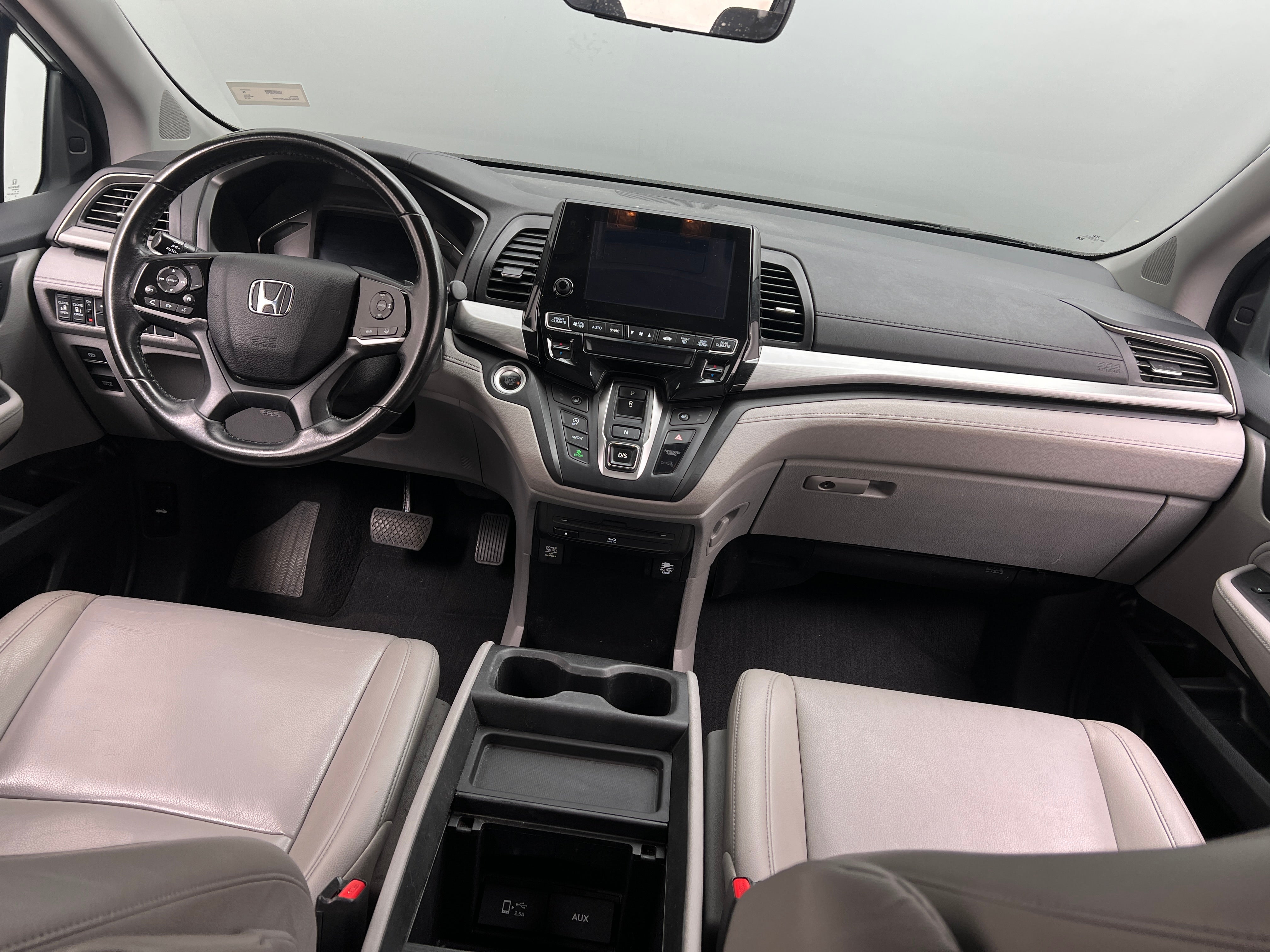 2018 Honda Odyssey Touring 2