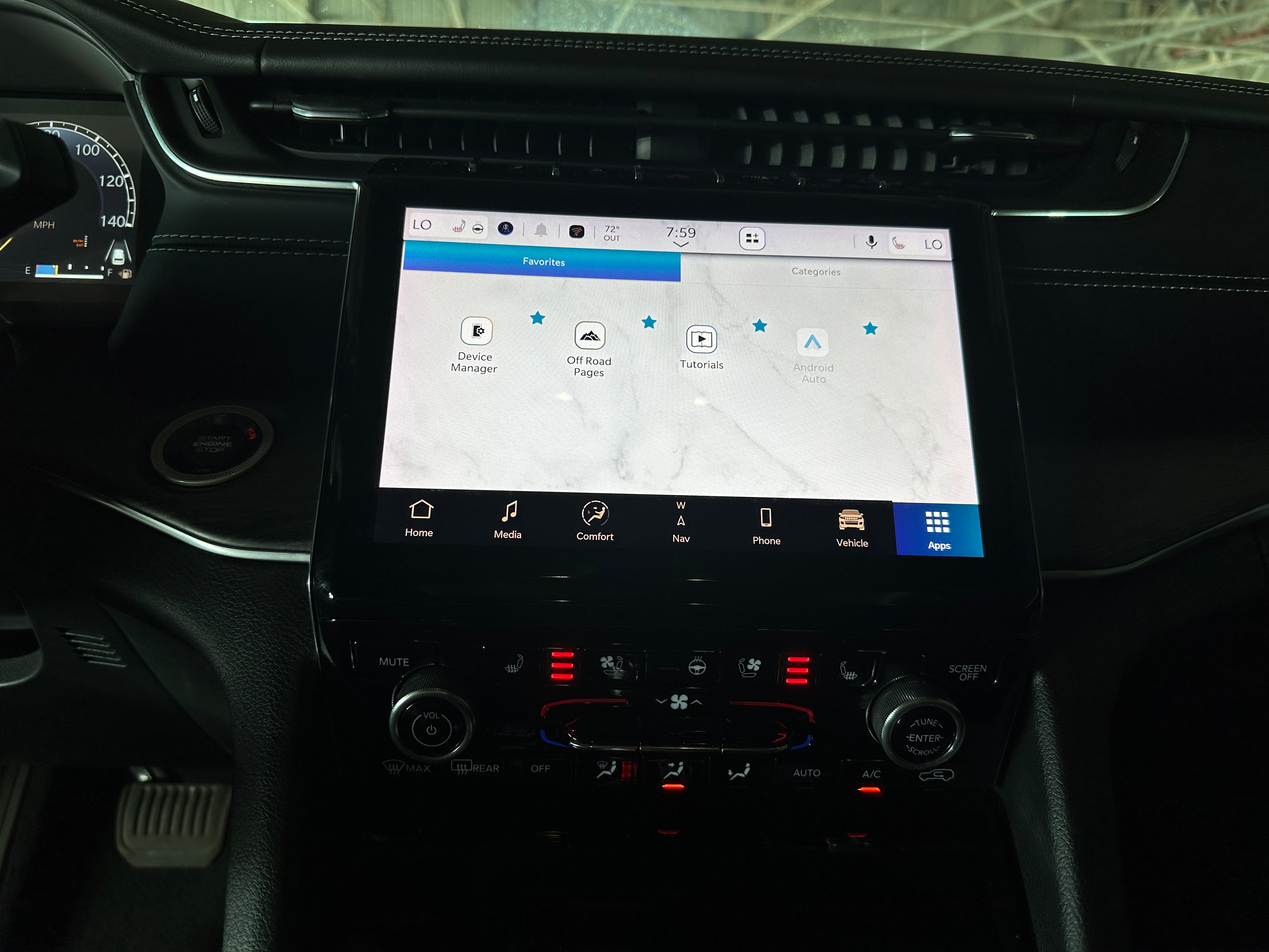 2022 Jeep Grand Cherokee L Overland 3