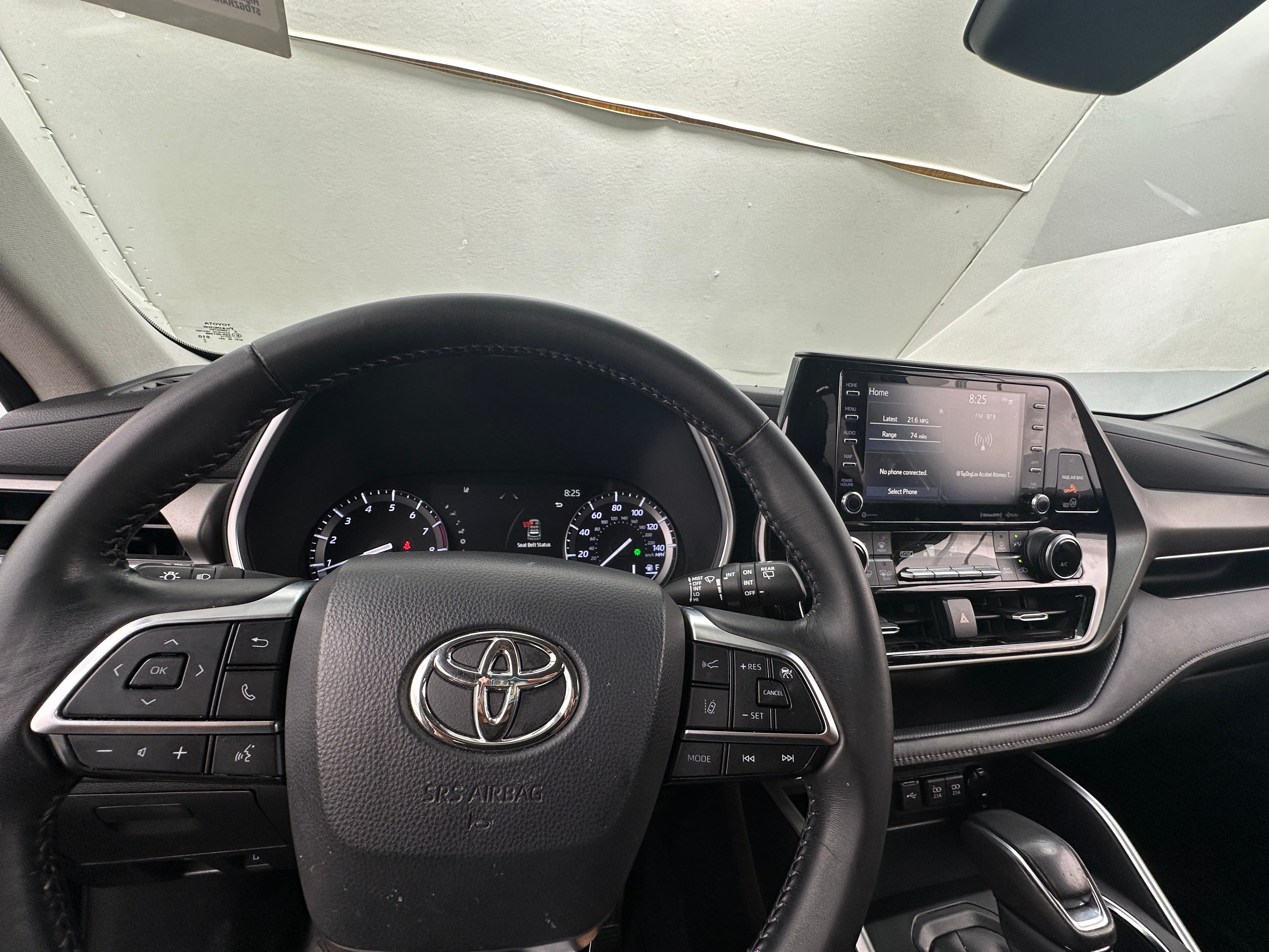 2020 Toyota Highlander XLE 2