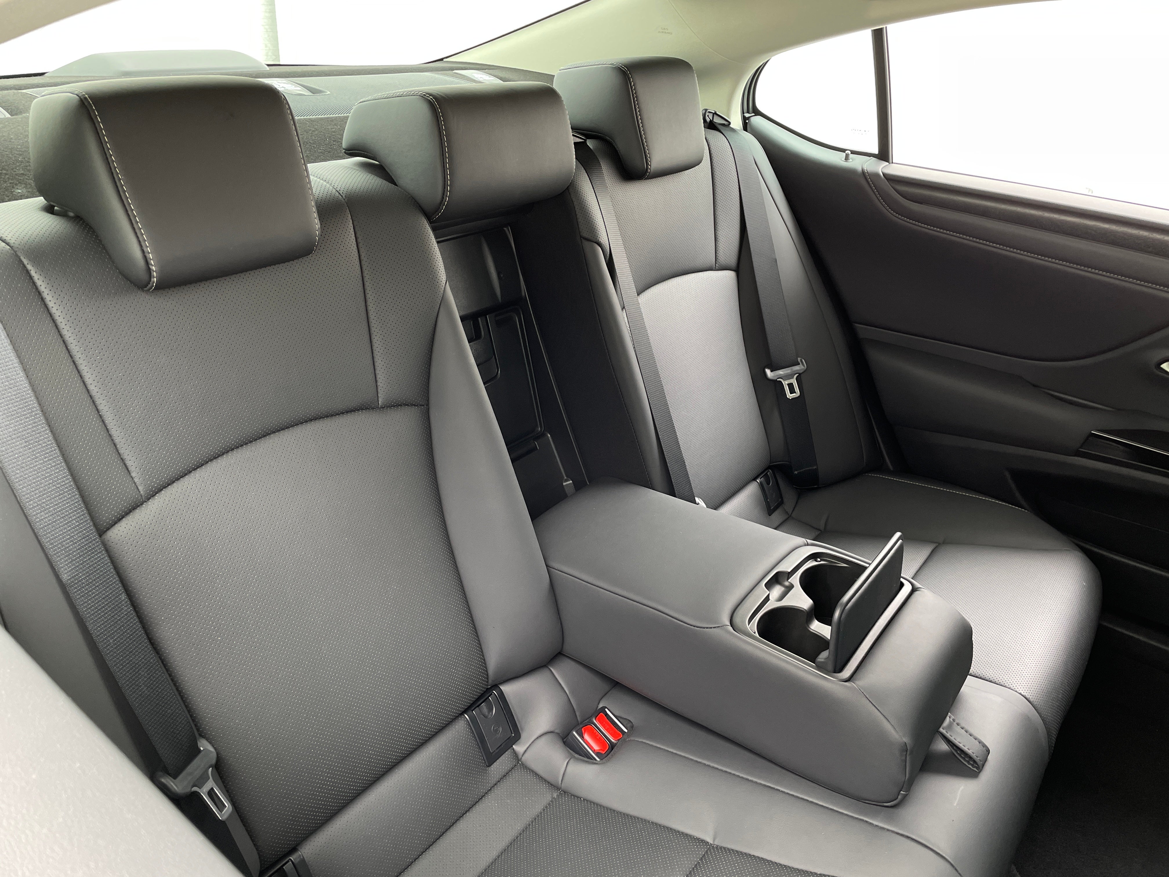2023 Lexus ES 350 5