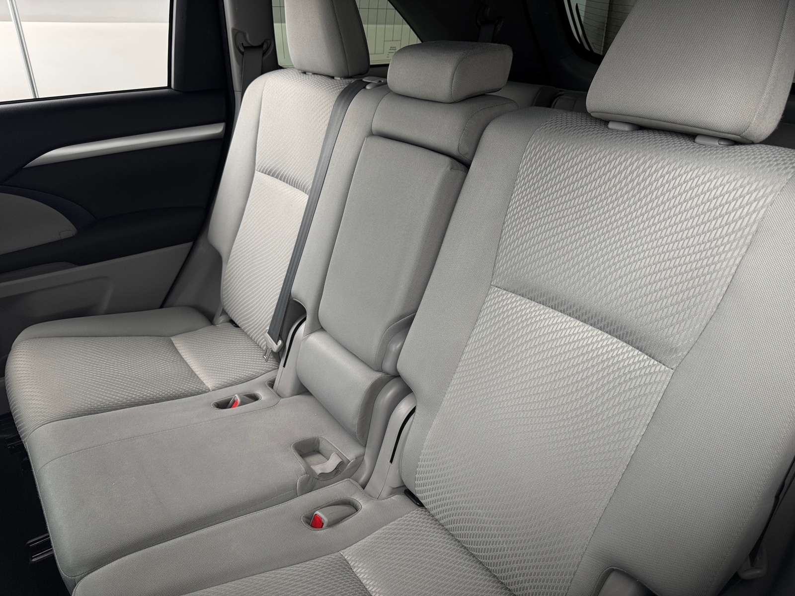 Thumbnail: 2018 Toyota Highlander - 6