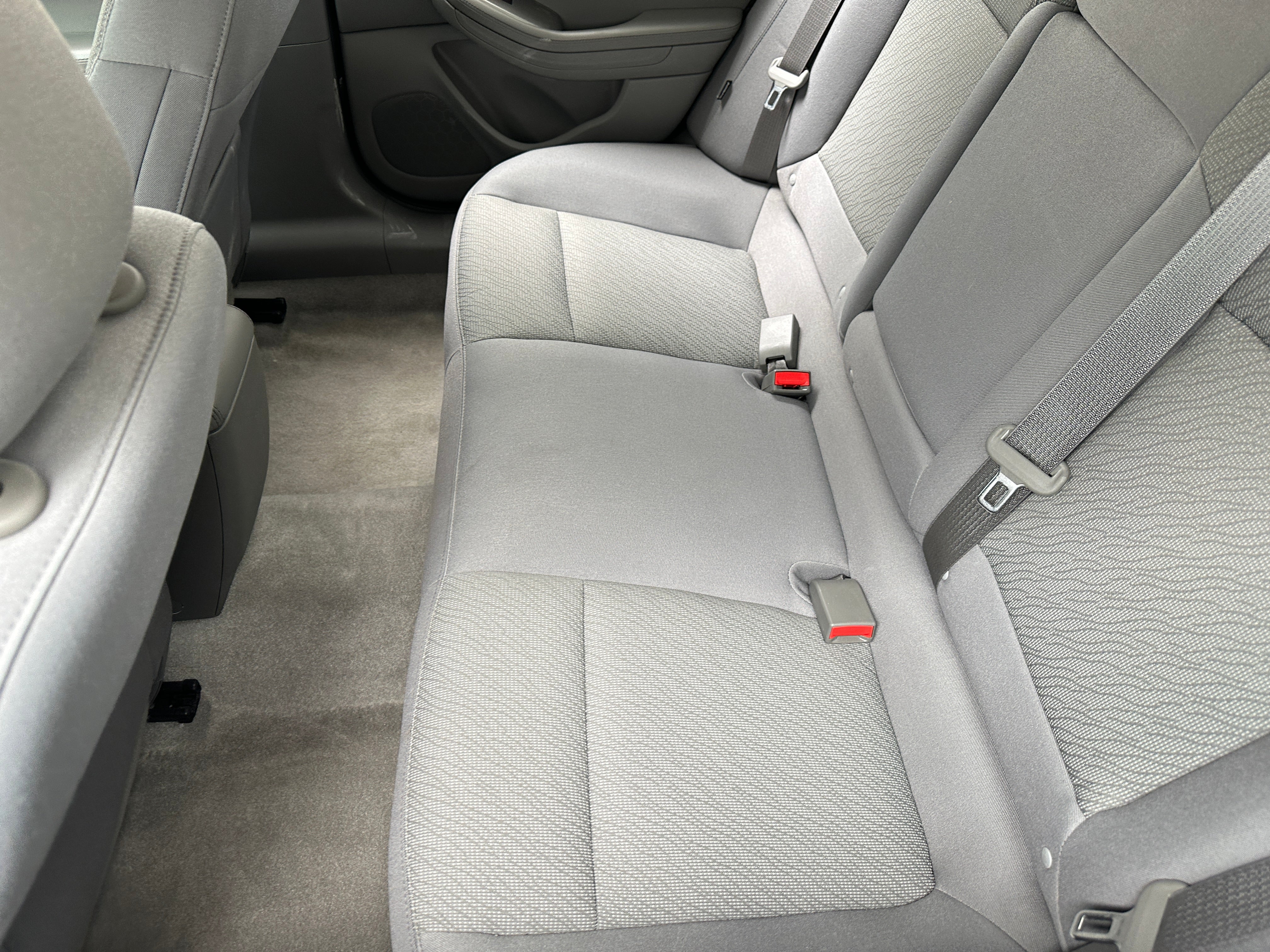 2016 Chevrolet Malibu LS 6