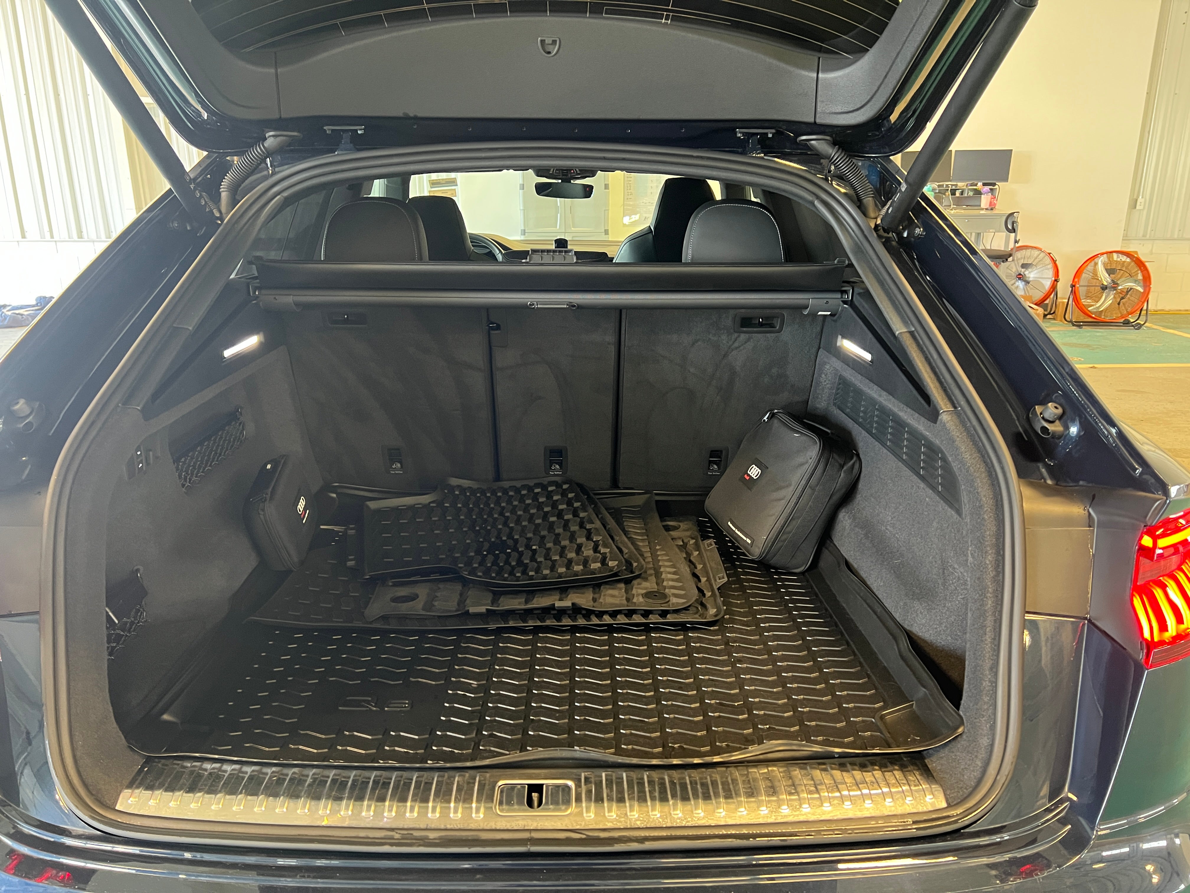 2023 Audi SQ8 Premium Plus 6