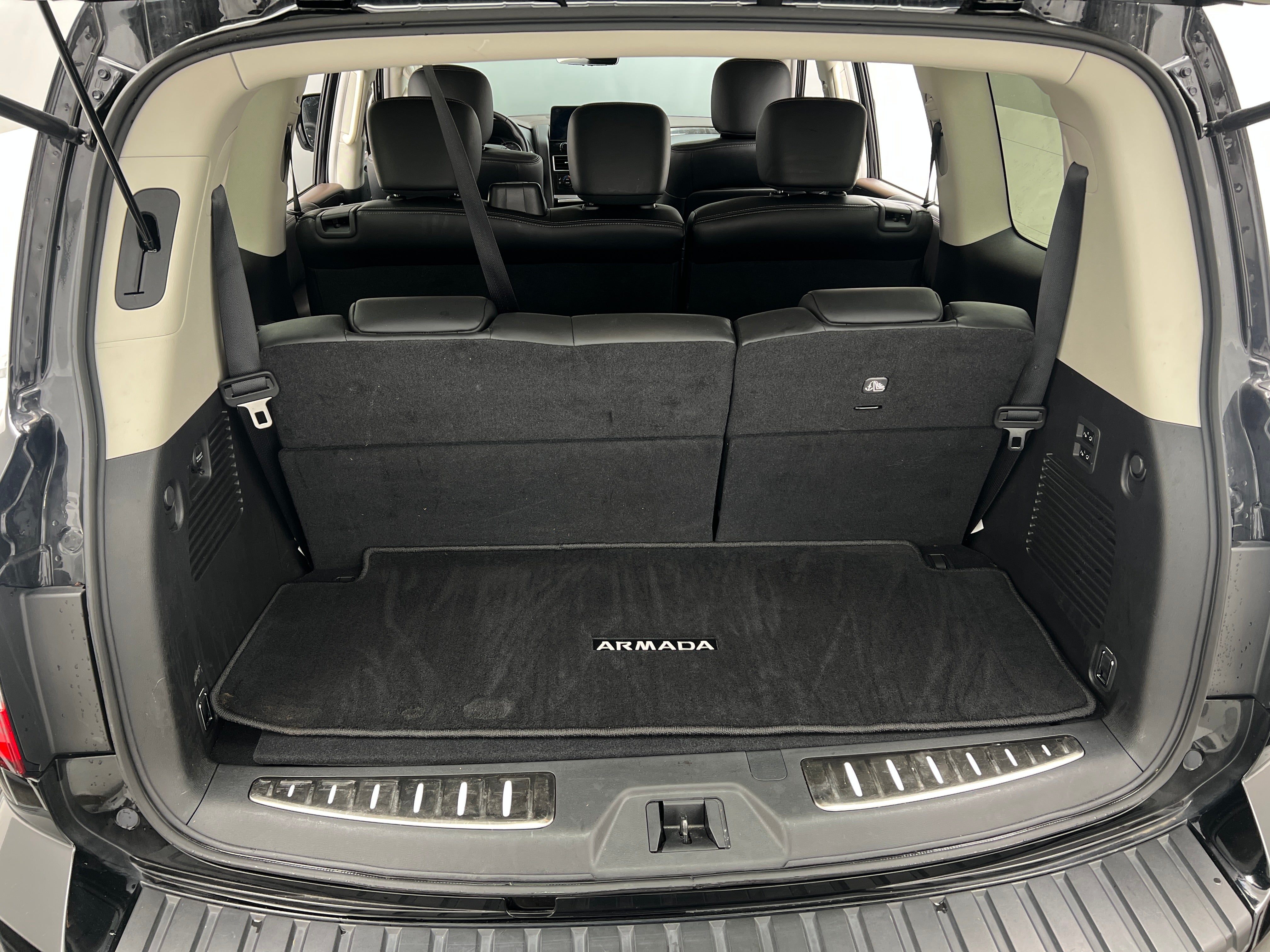 2024 Nissan Armada Platinum Edition 6