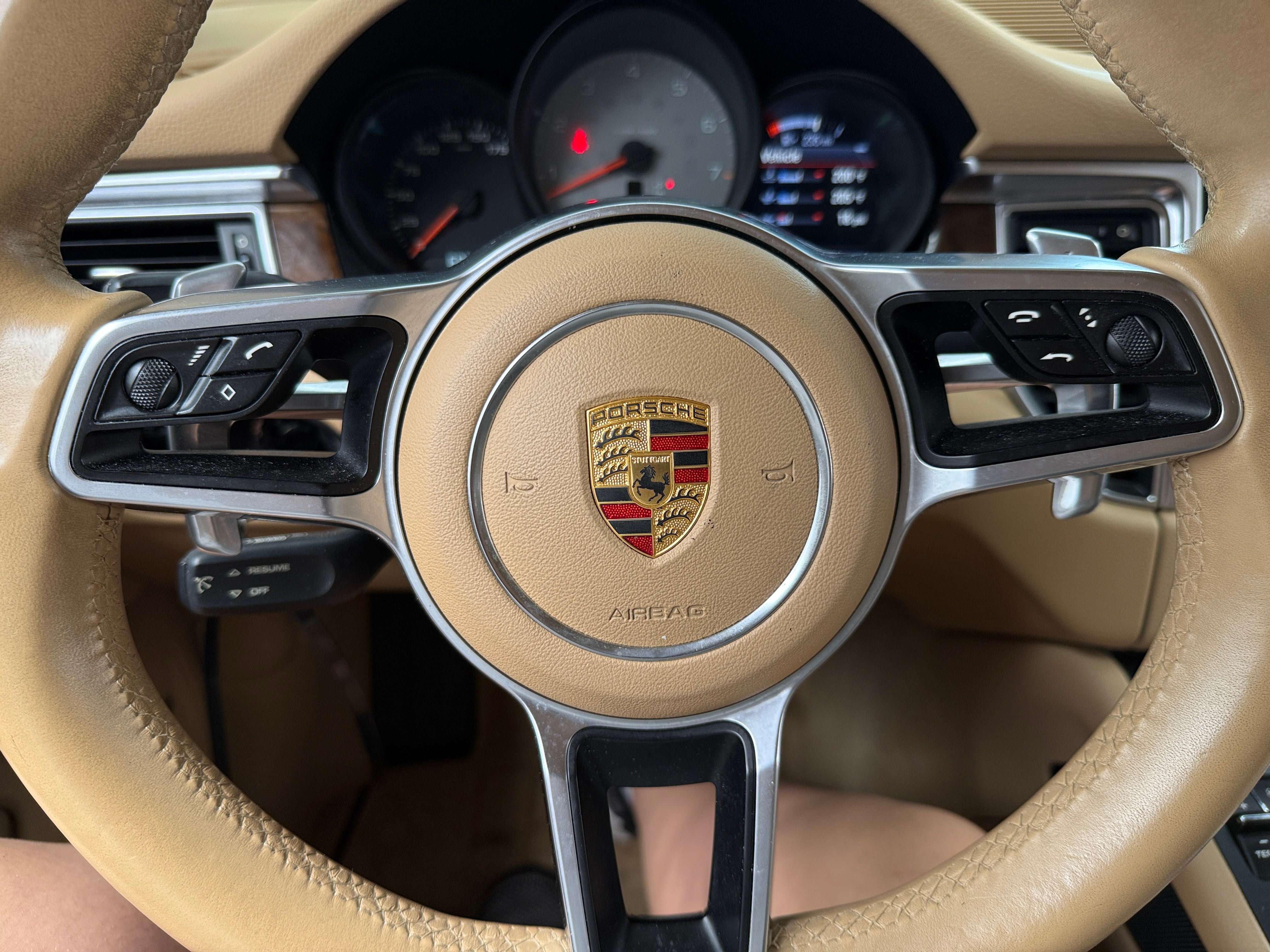 2015 Porsche Macan S 4