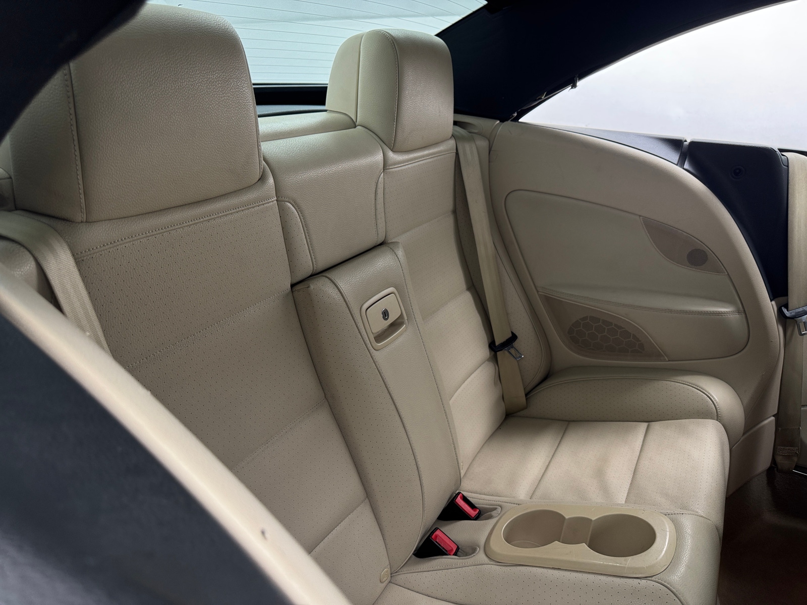 Thumbnail: 2014 Volkswagen Eos - 6