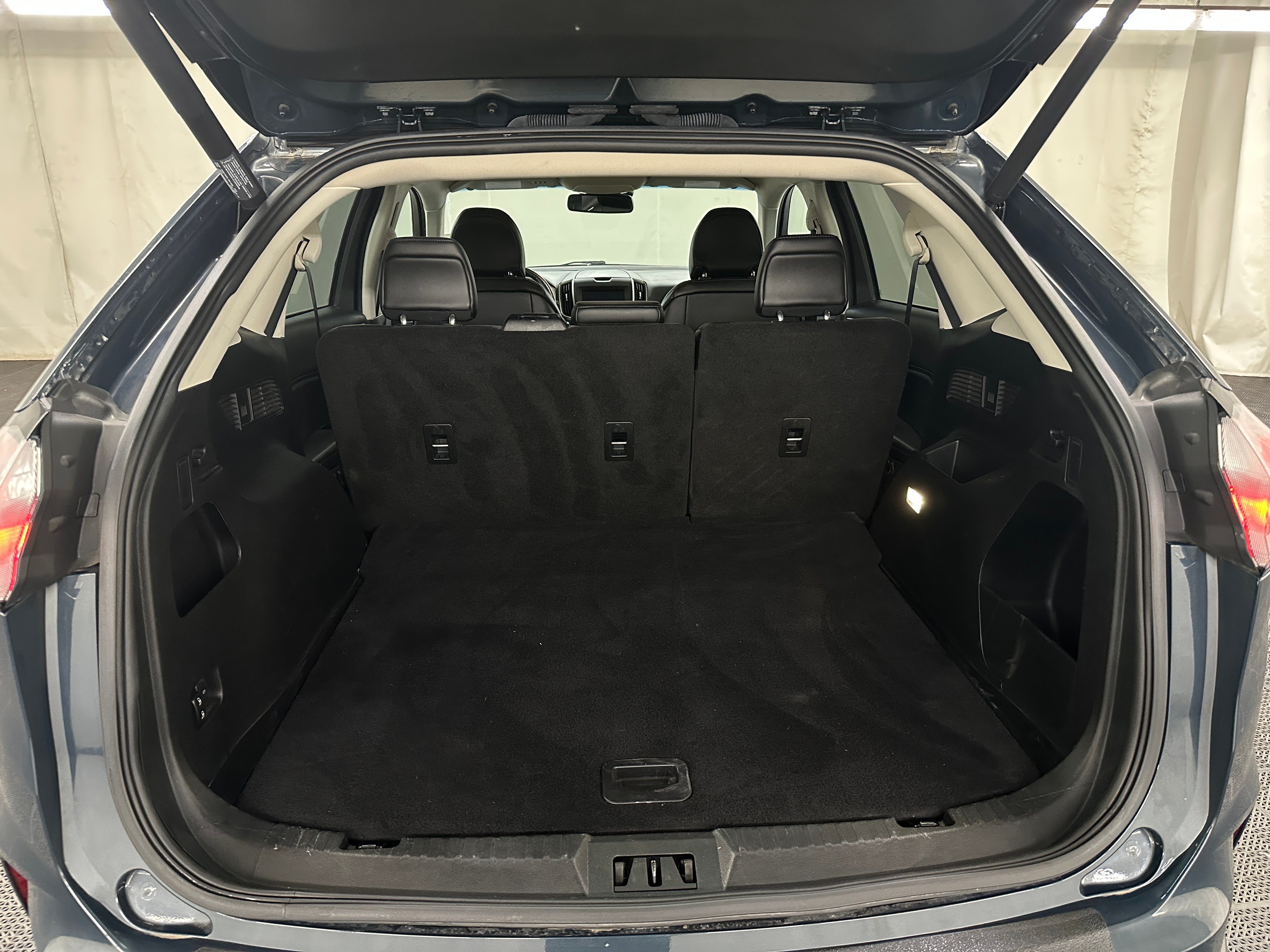 2019 Ford Edge SEL 7
