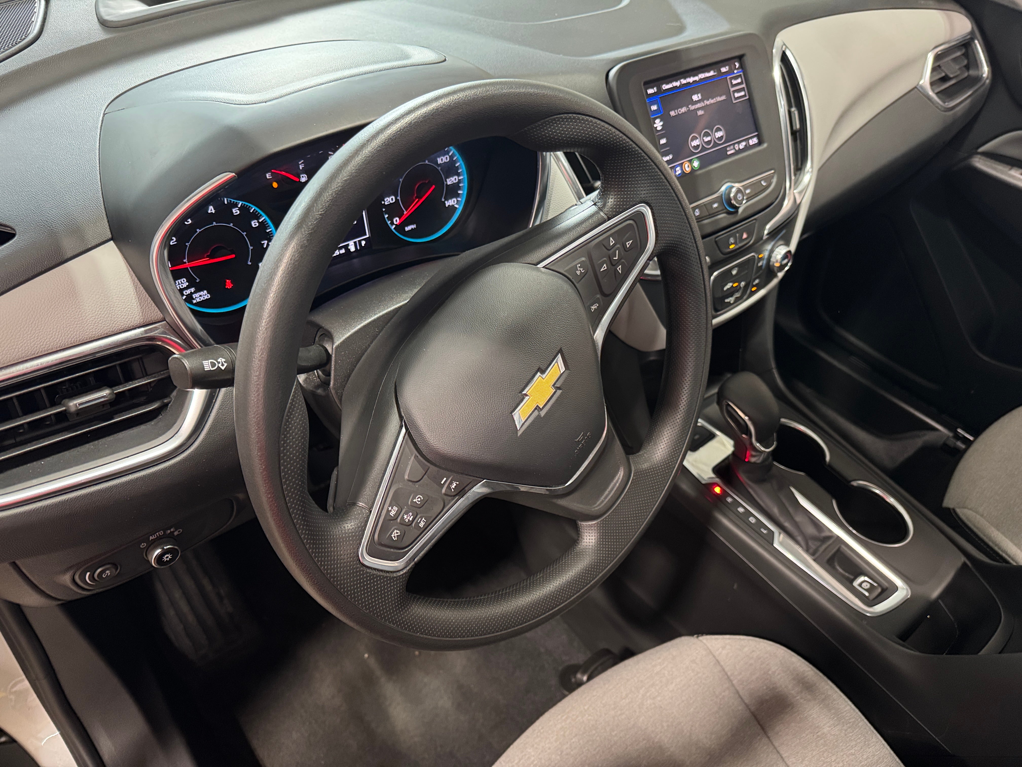 2022 Chevrolet Equinox LS 3