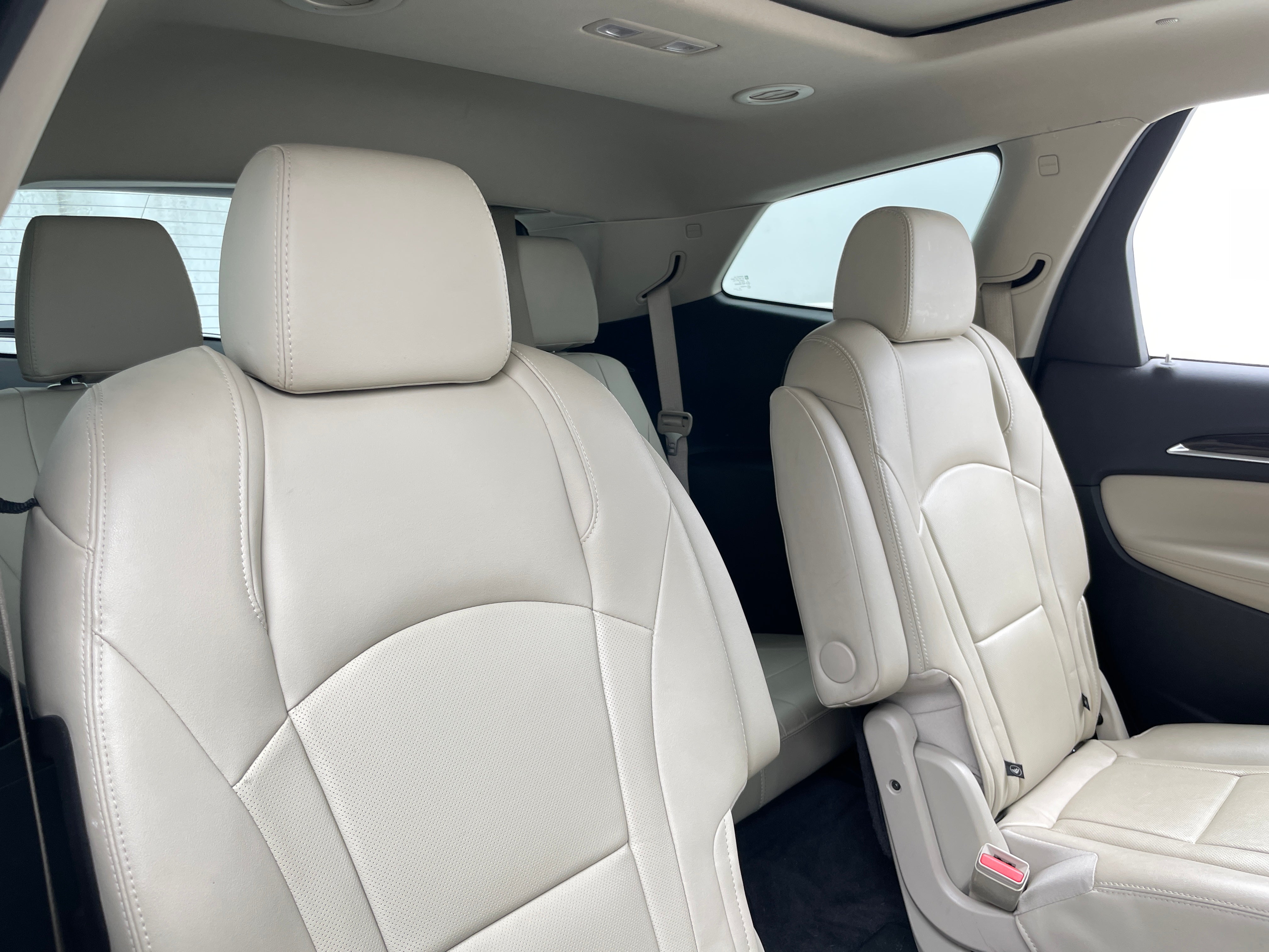 2020 Buick Enclave Essence 5