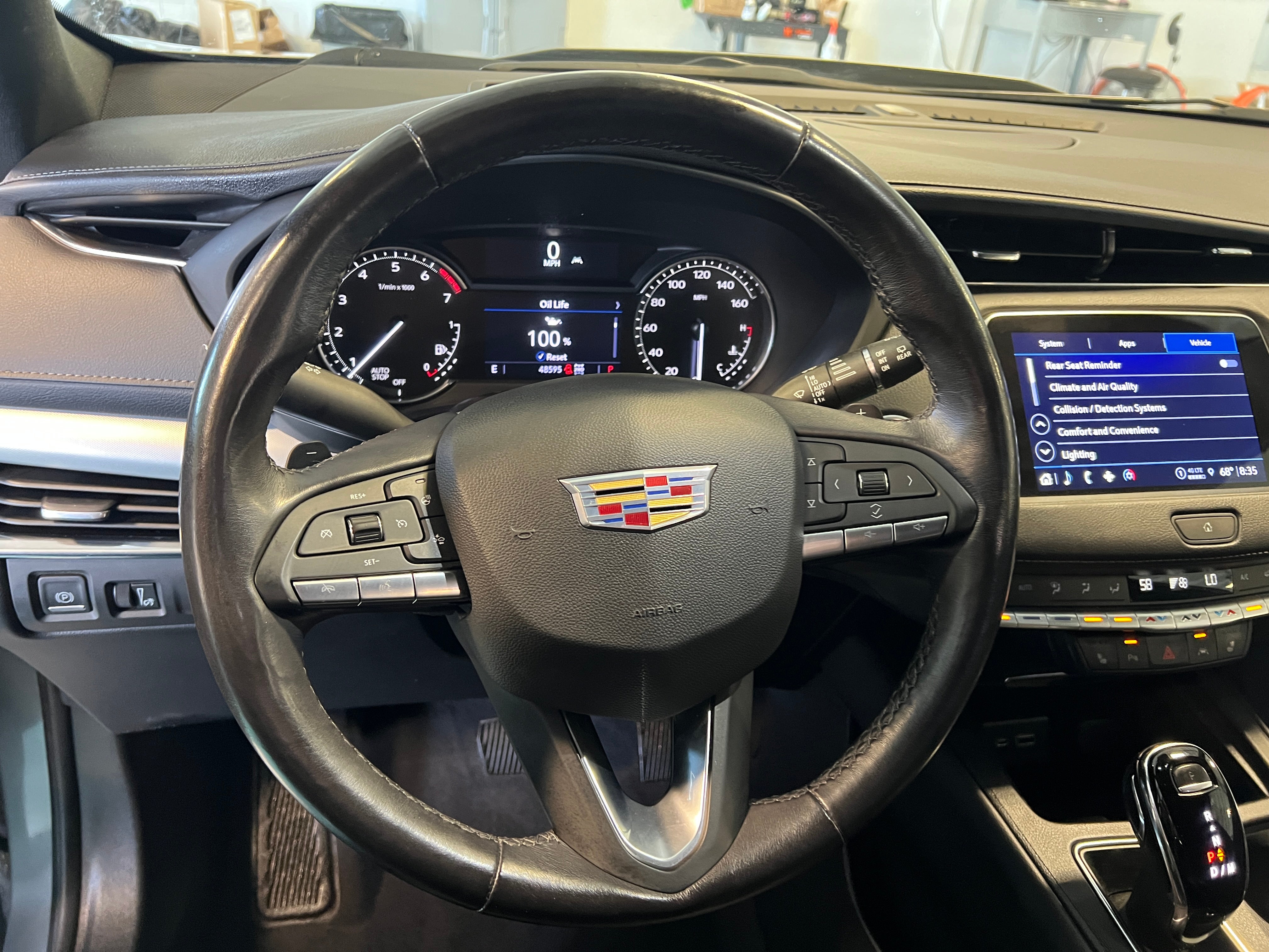 2023 Cadillac XT4 Premium Luxury 4