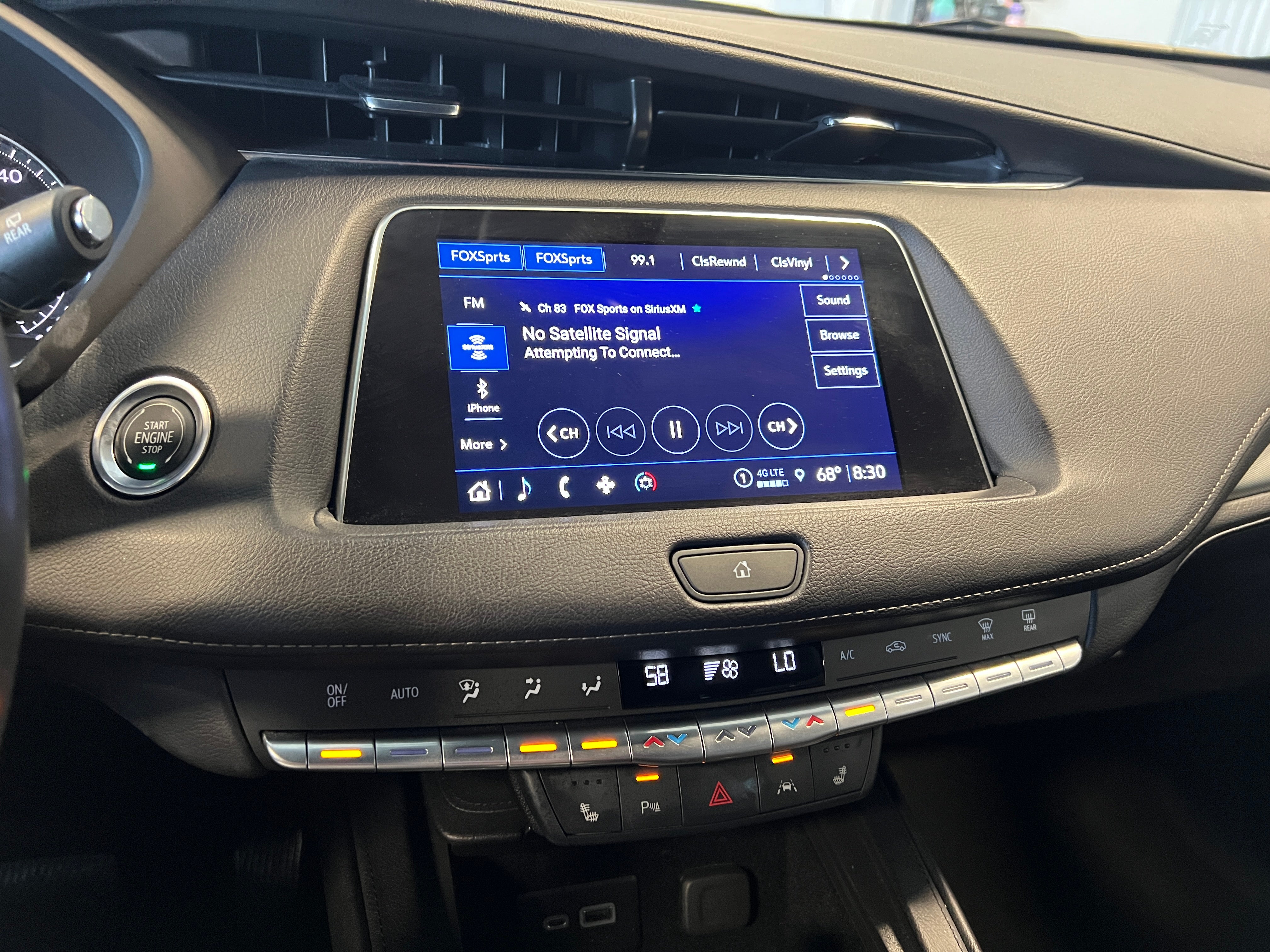 2023 Cadillac XT4 Premium Luxury 3