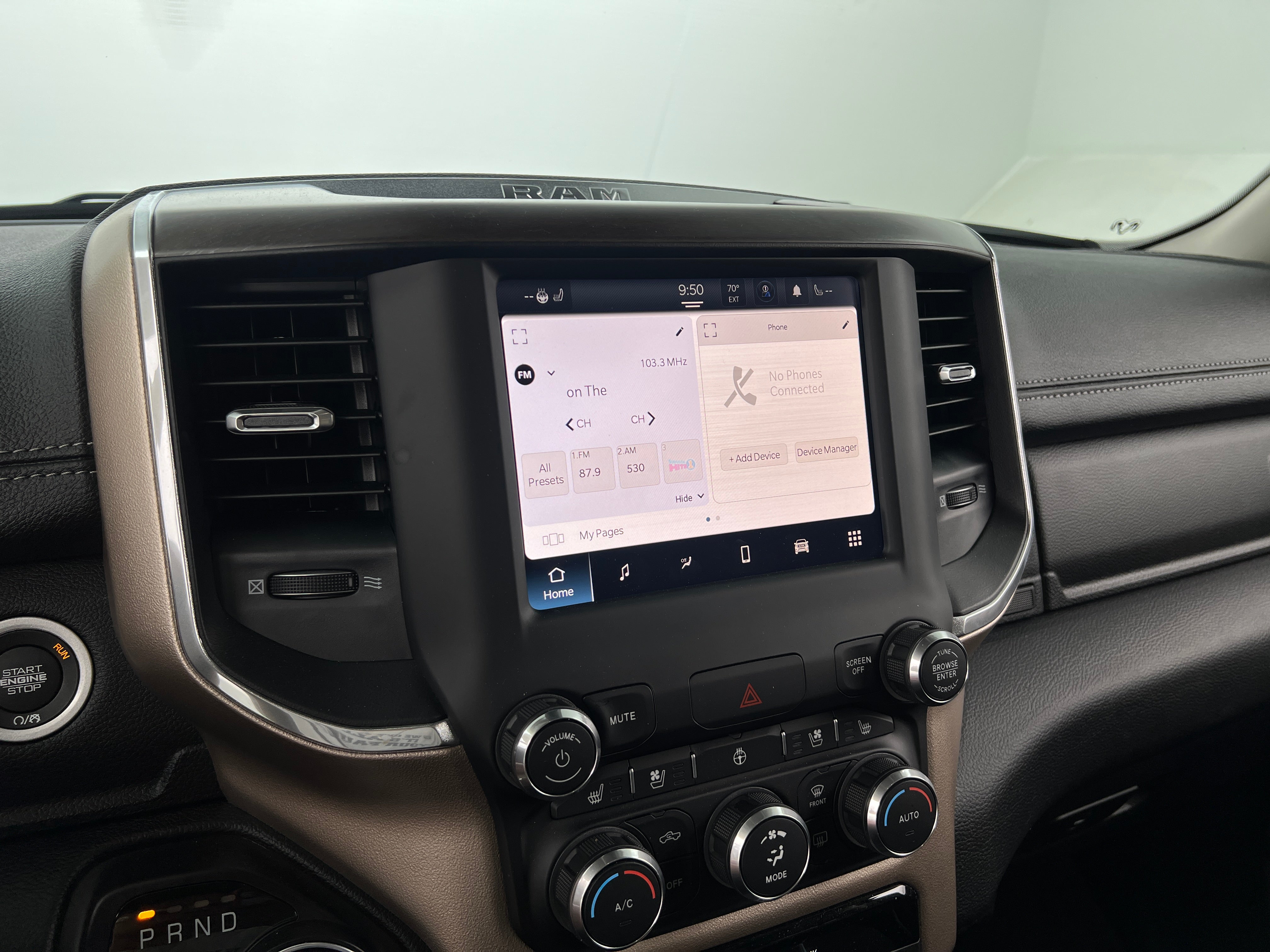 2022 RAM 1500 Laramie 3