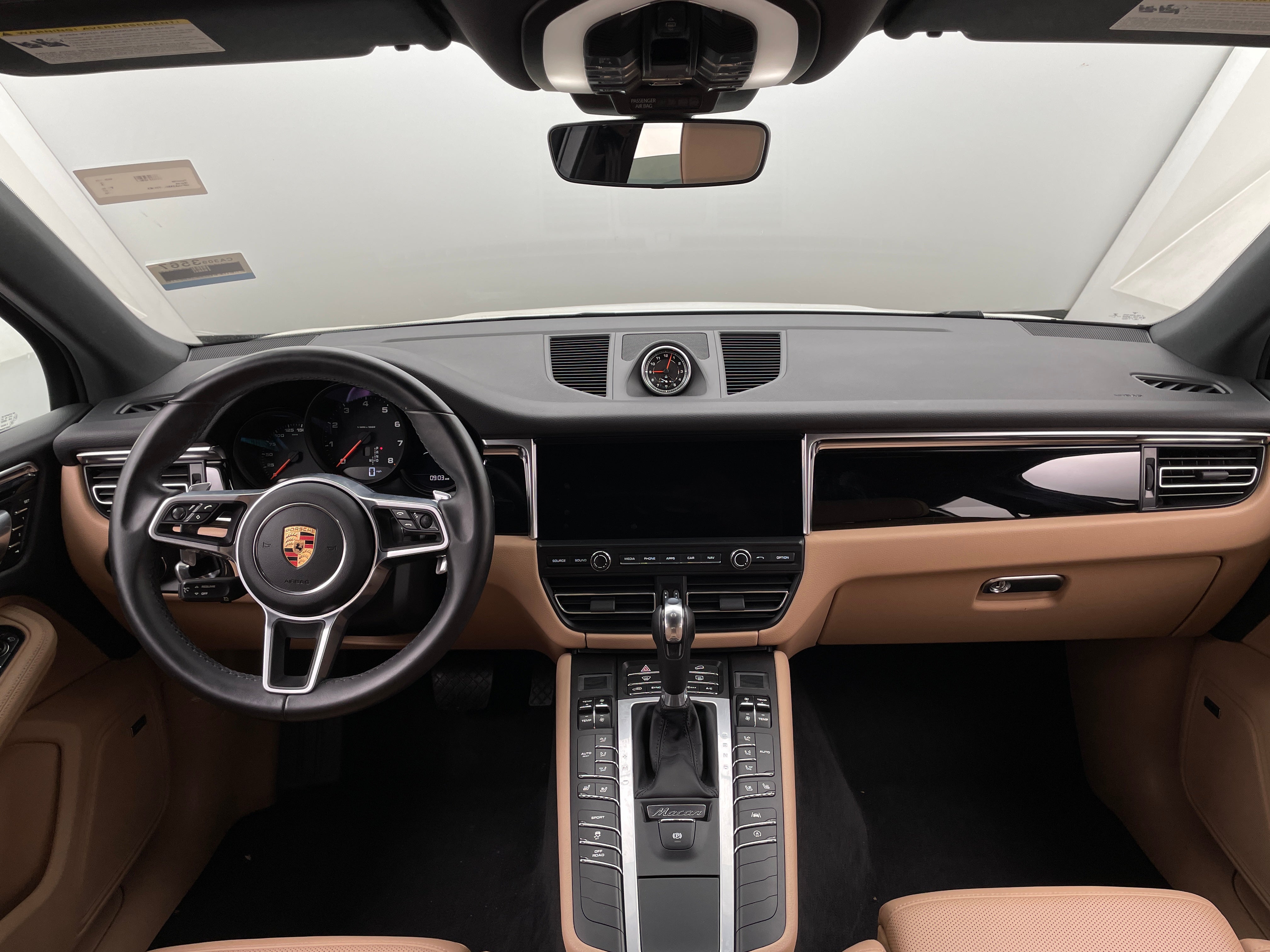 2020 Porsche Macan Base 2