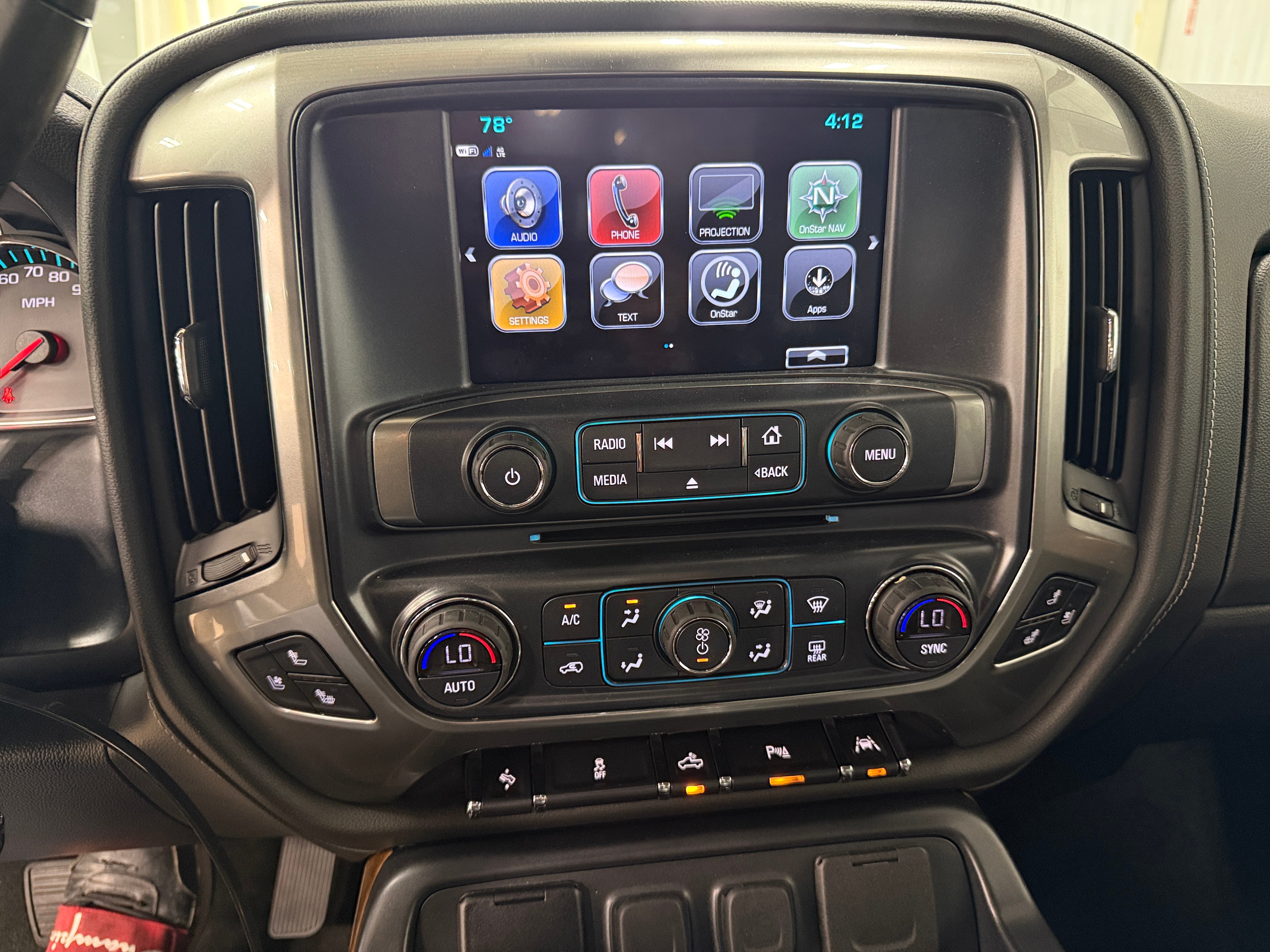 2018 Chevrolet Silverado 1500 LTZ 3