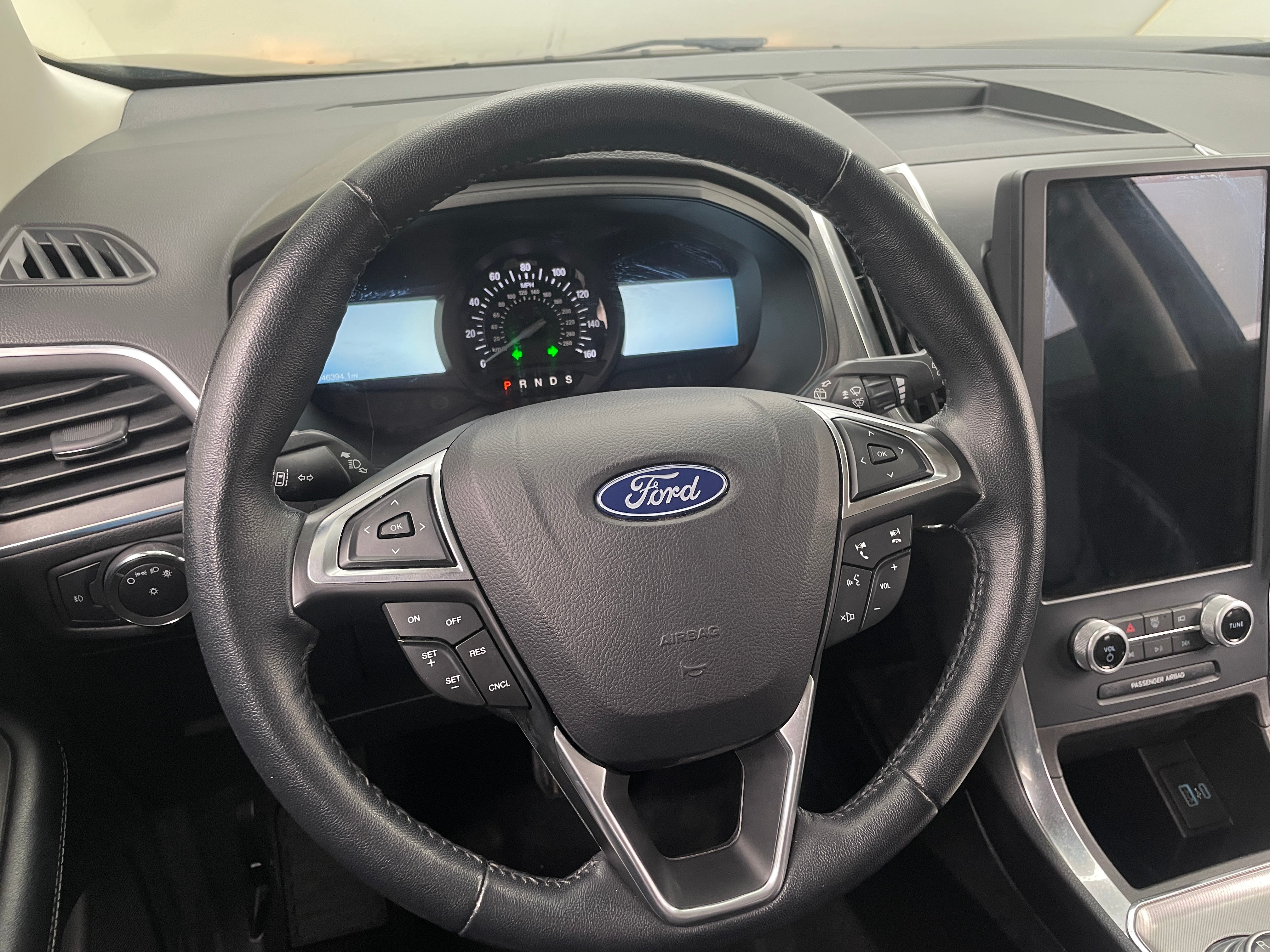 2023 Ford Edge Titanium 4