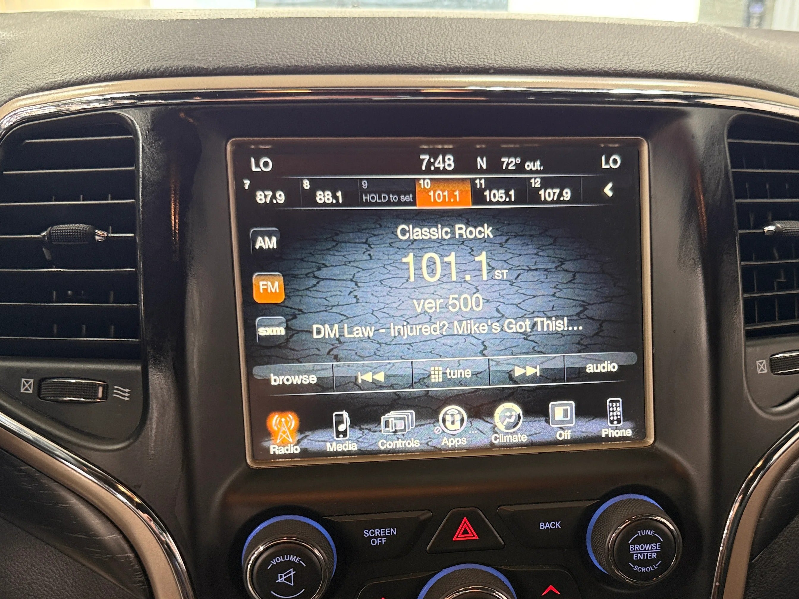 2017 Jeep Grand Cherokee Laredo 4