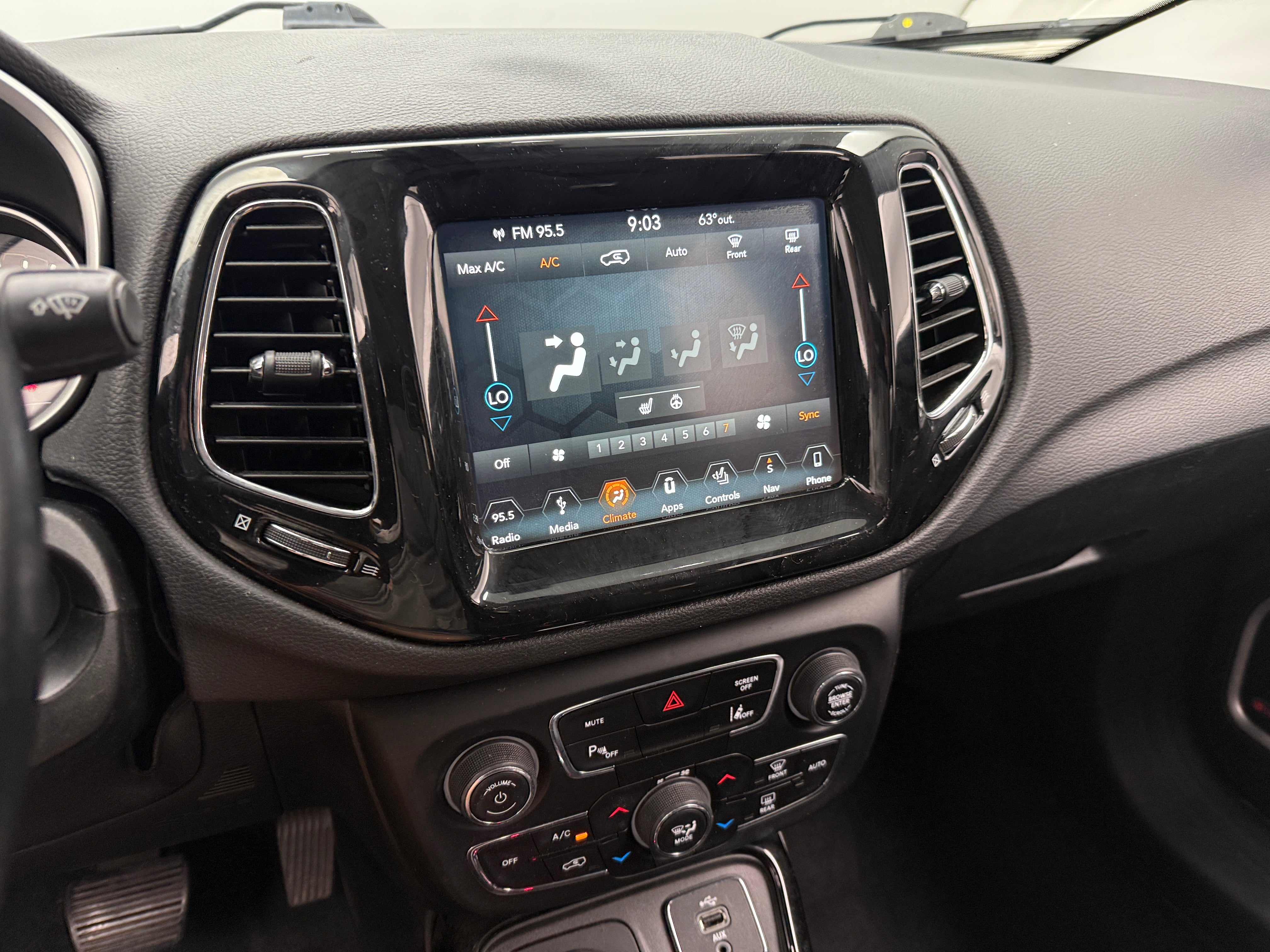 2018 Jeep Compass Limited 3