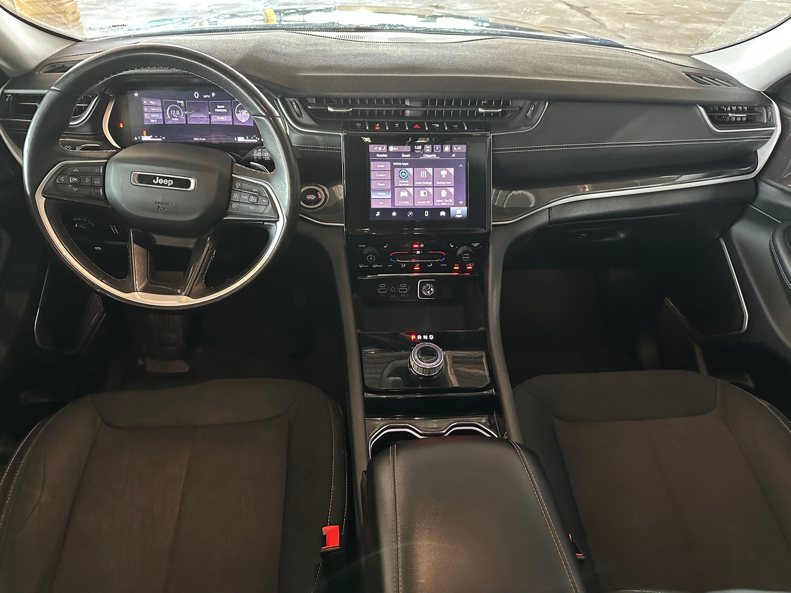 Thumbnail: 2022 Jeep Grand Cherokee L - 3