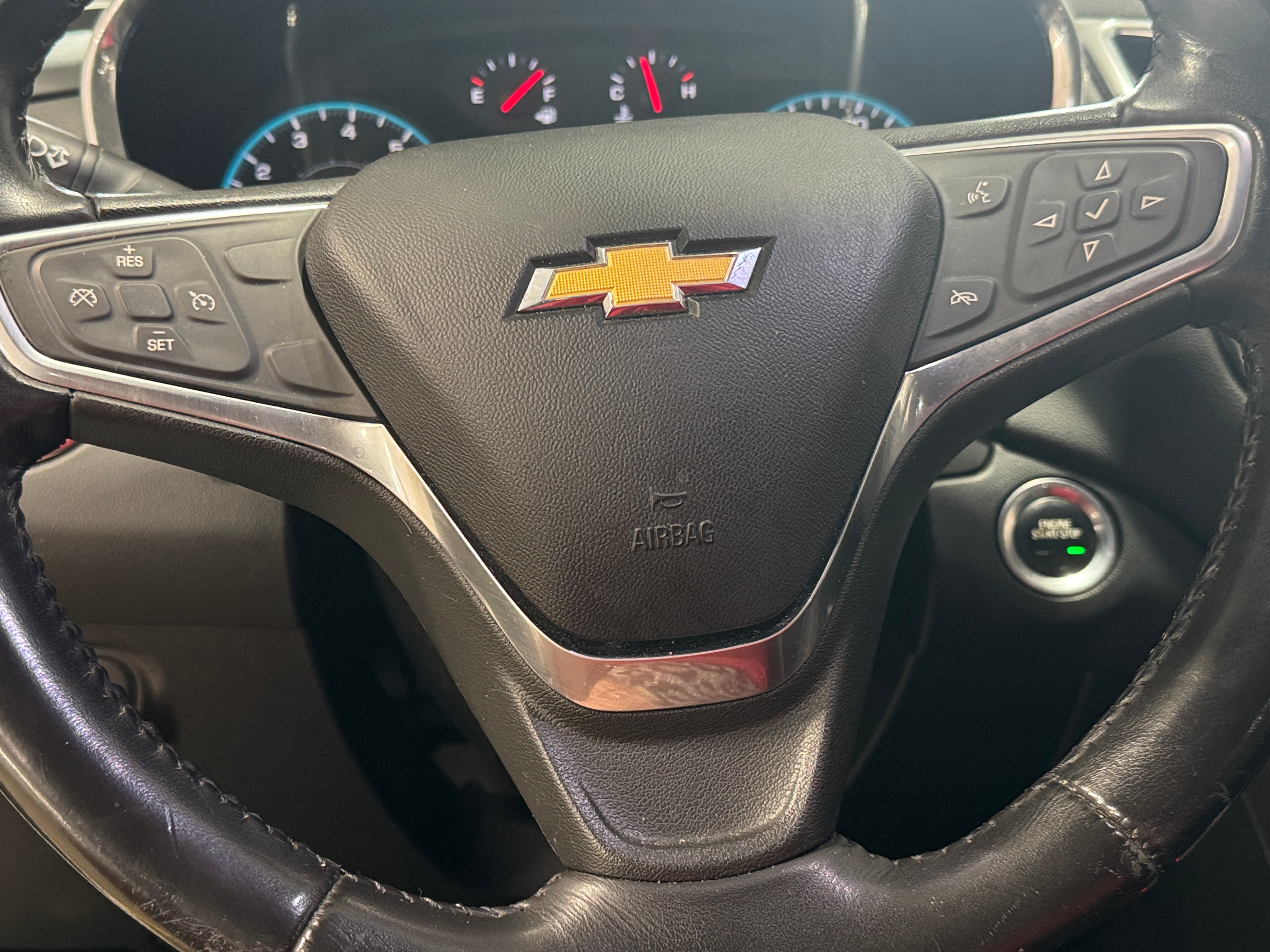 Thumbnail: 2018 Chevrolet Equinox - 5