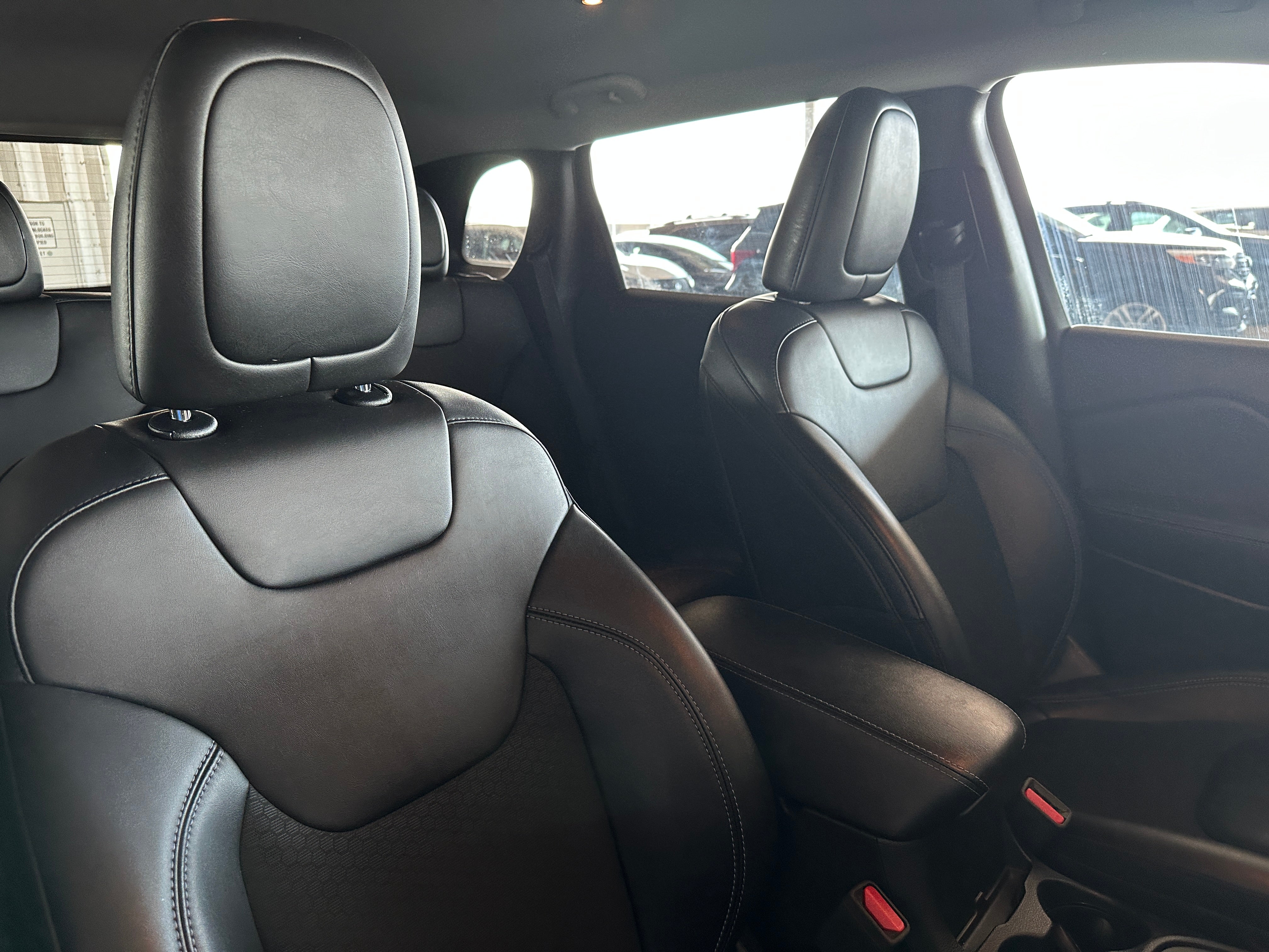 2021 Jeep Cherokee Latitude 2