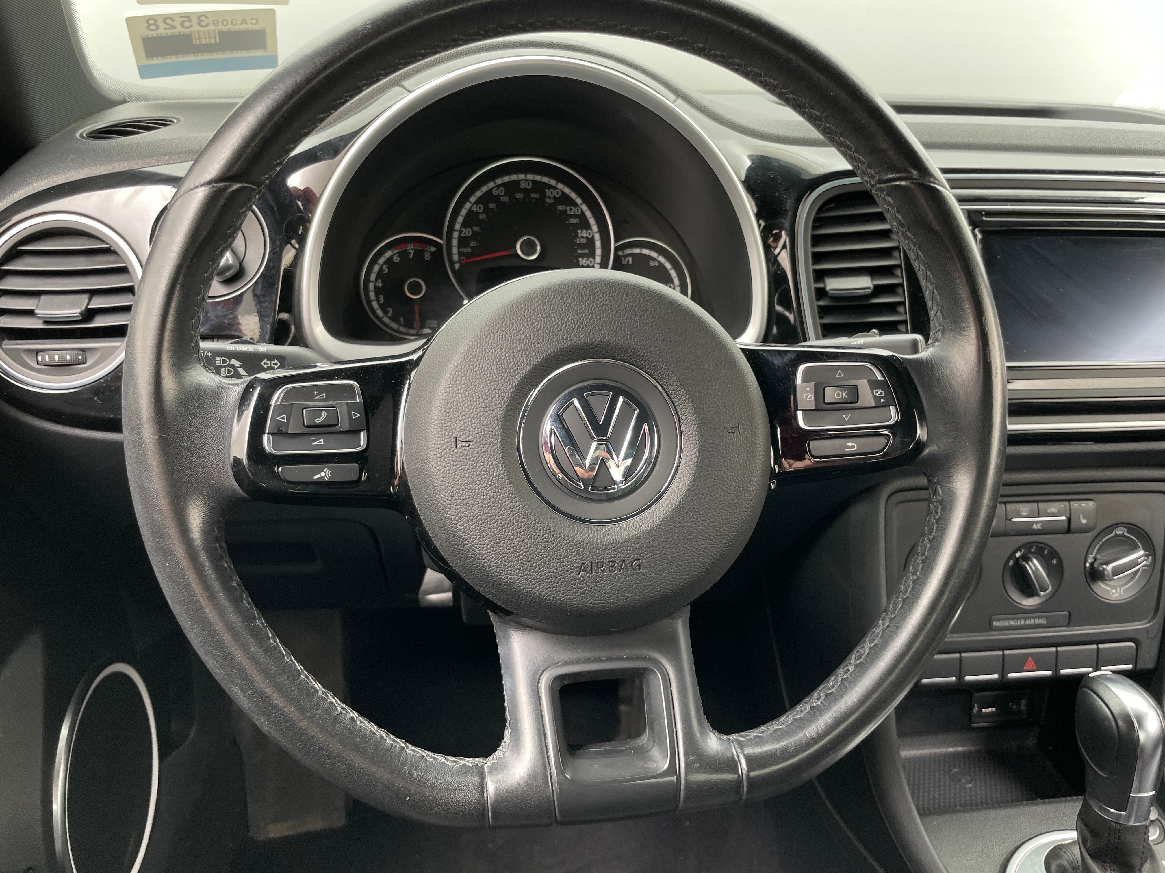 2016 Volkswagen Beetle SE 4