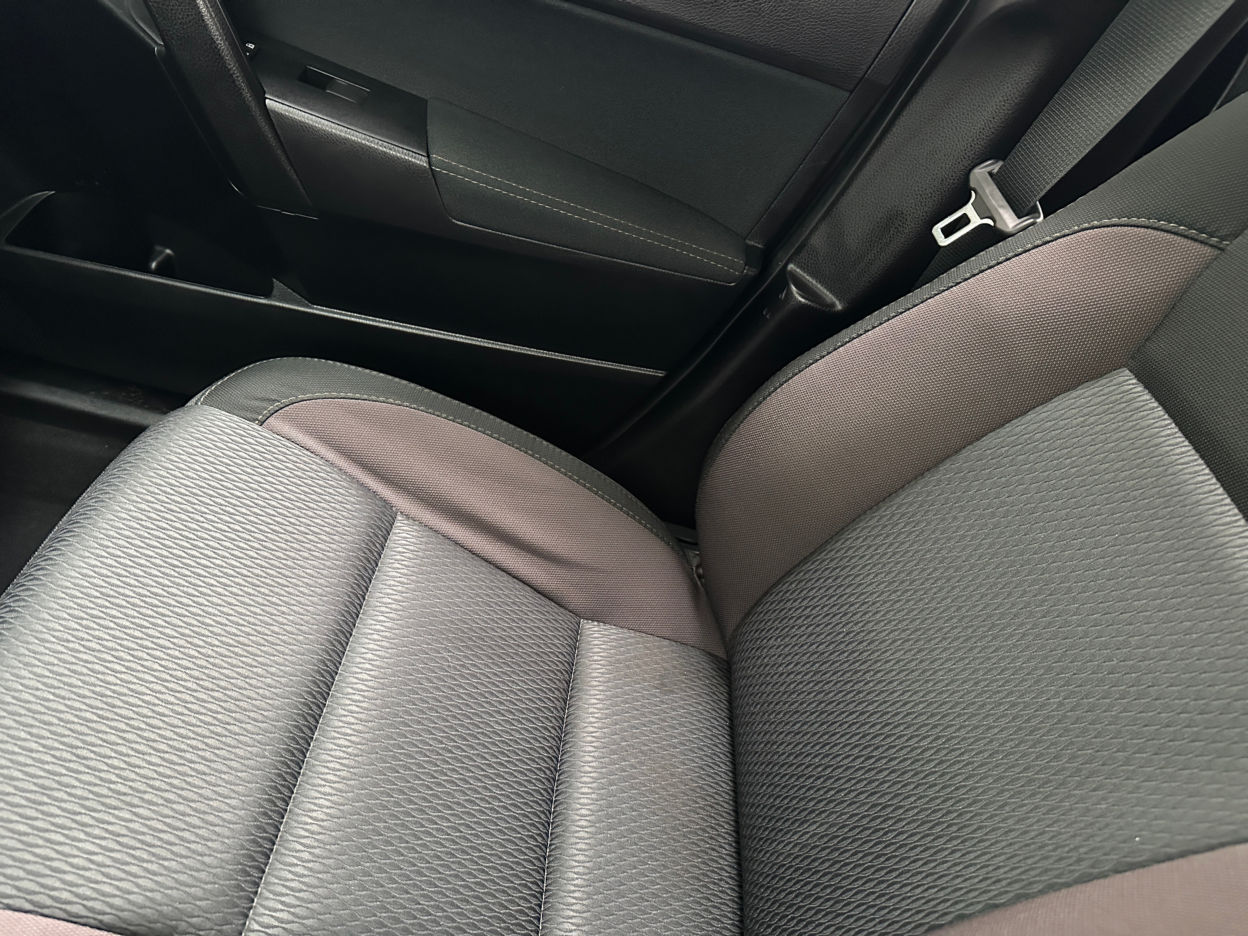 2017 Toyota Corolla LE 2