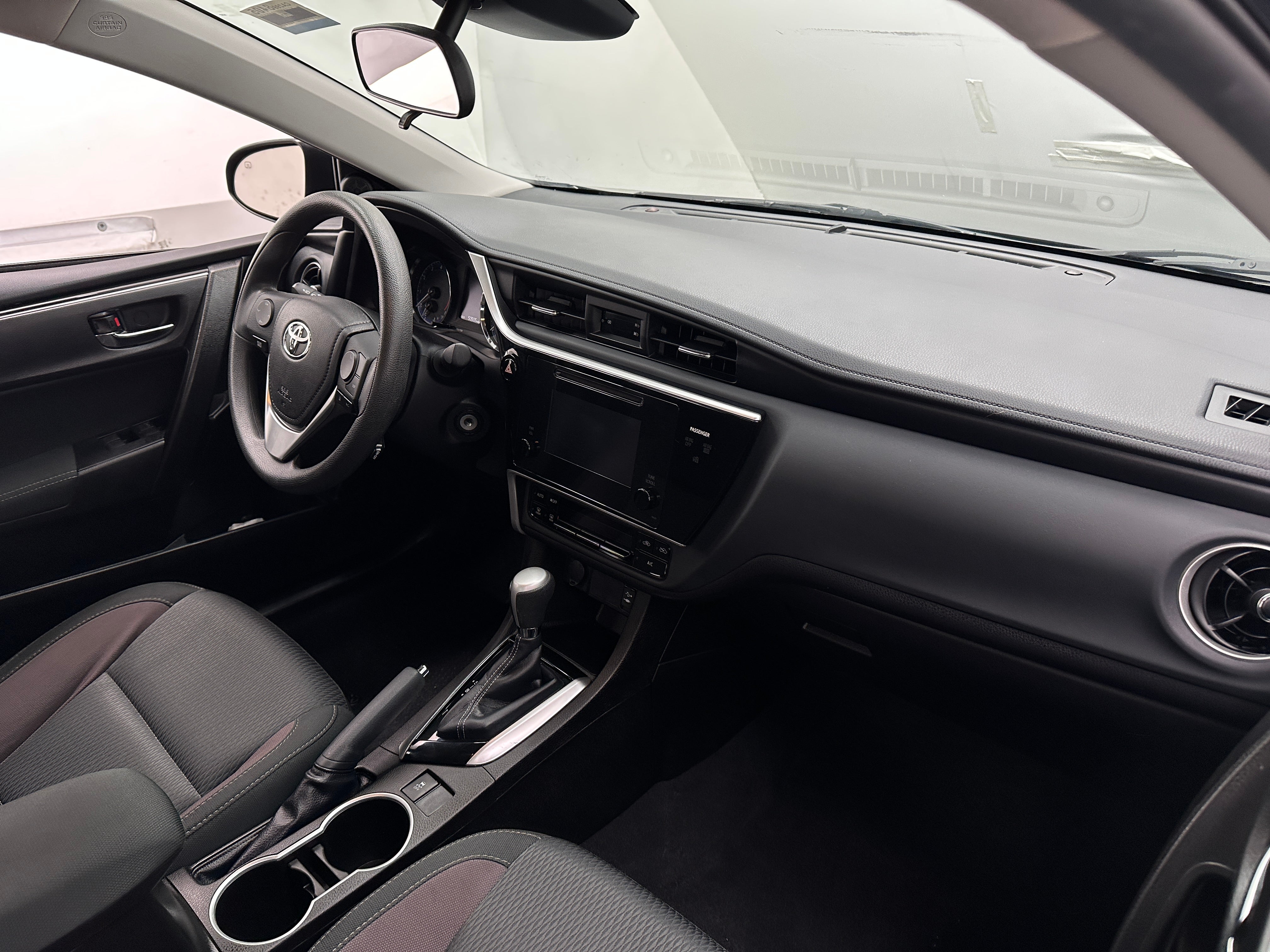 2017 Toyota Corolla LE 3