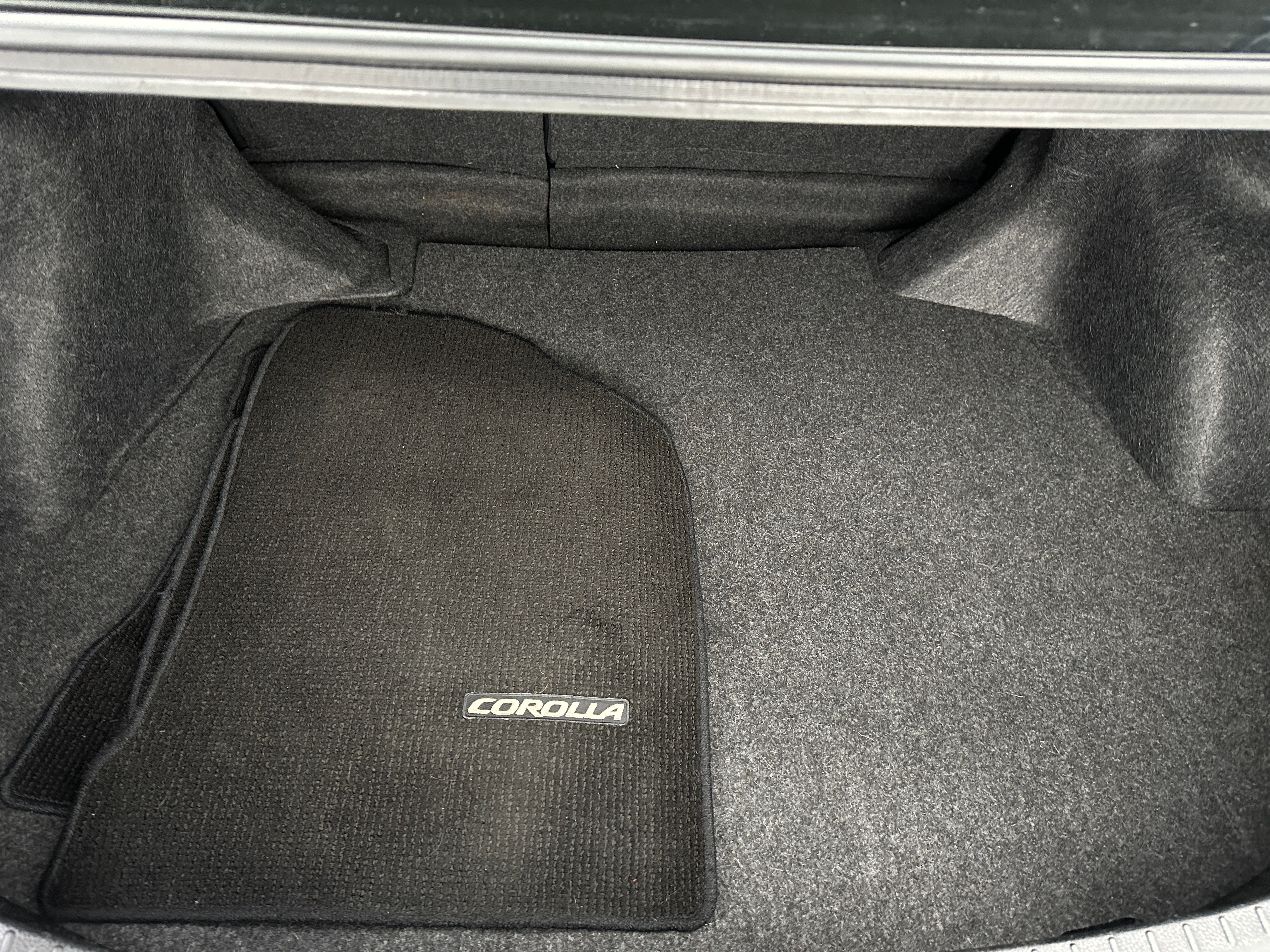 2017 Toyota Corolla LE 7
