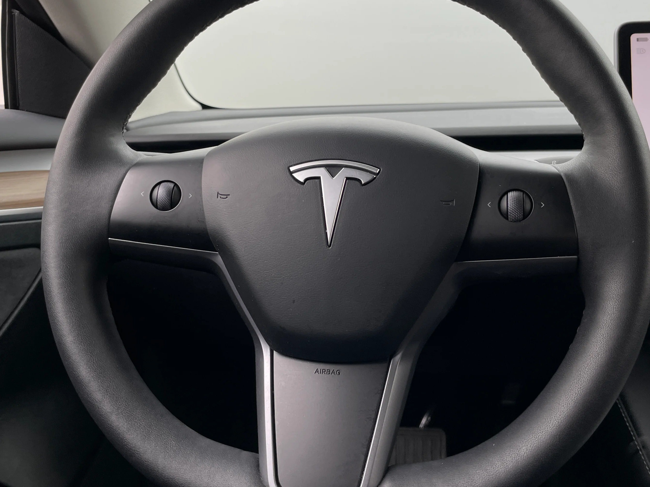 2023 Tesla Model 3 Standard Range 3
