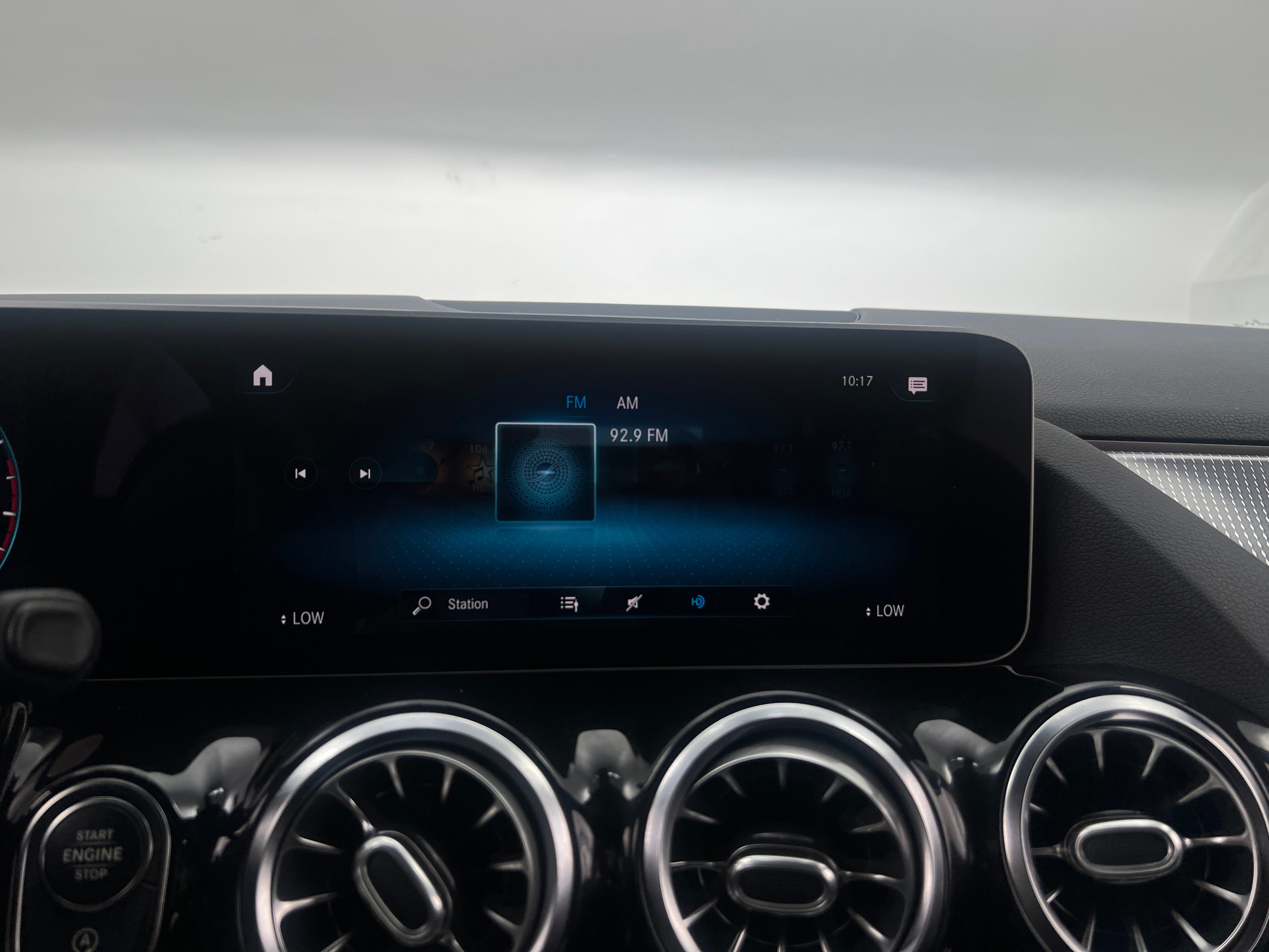 2021 Mercedes-Benz GLA 250 4MATIC 3