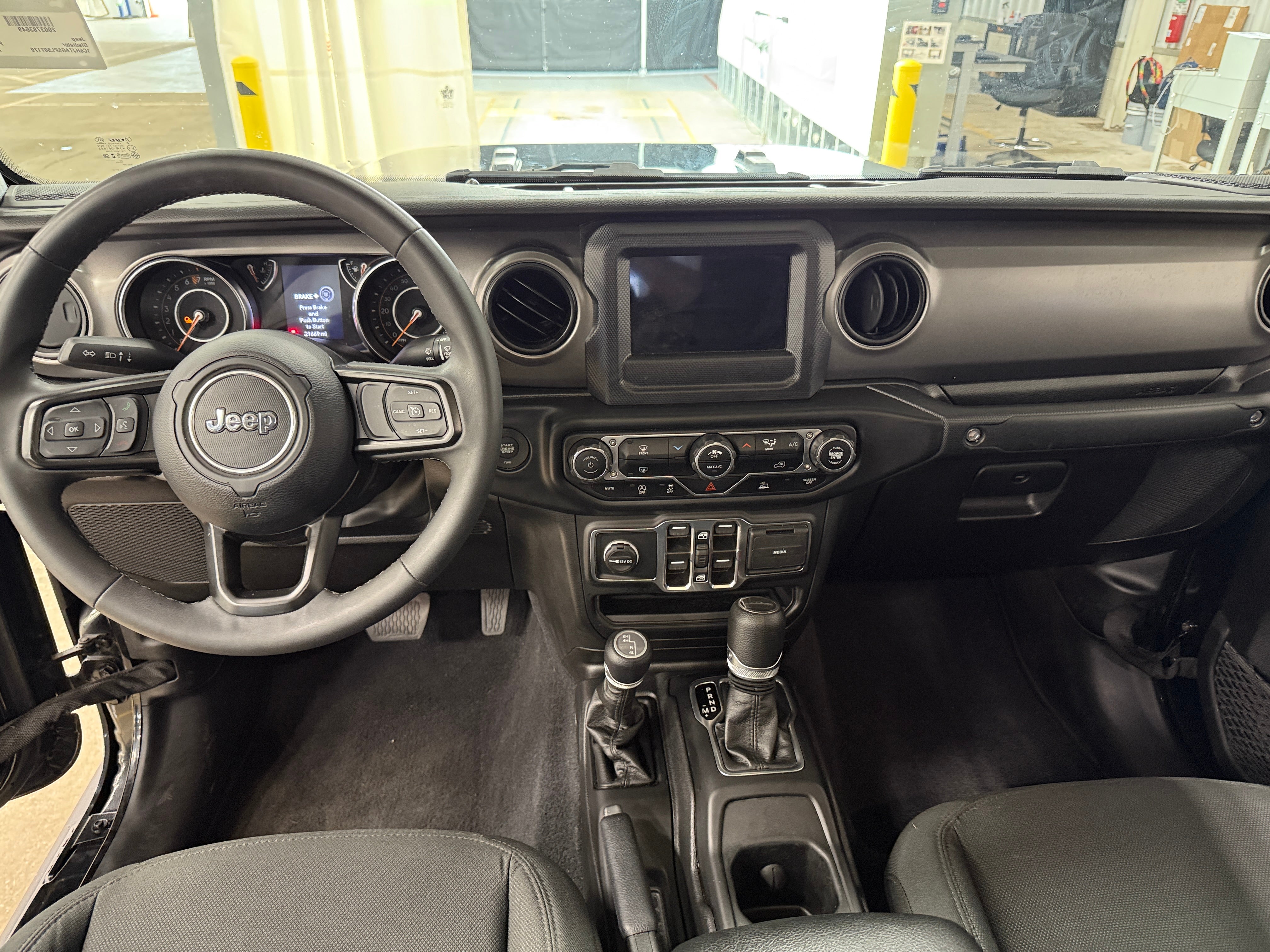 2023 Jeep Gladiator Sport S 3