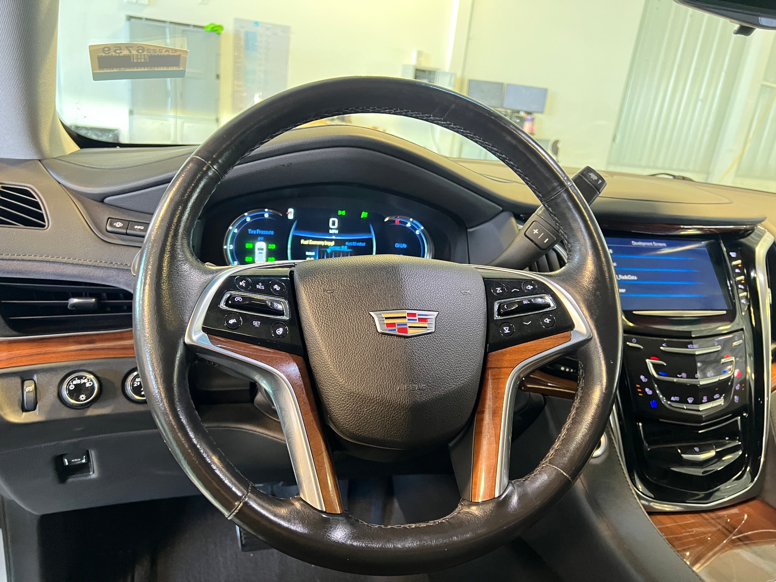 Thumbnail: 2017 Cadillac Escalade - 4