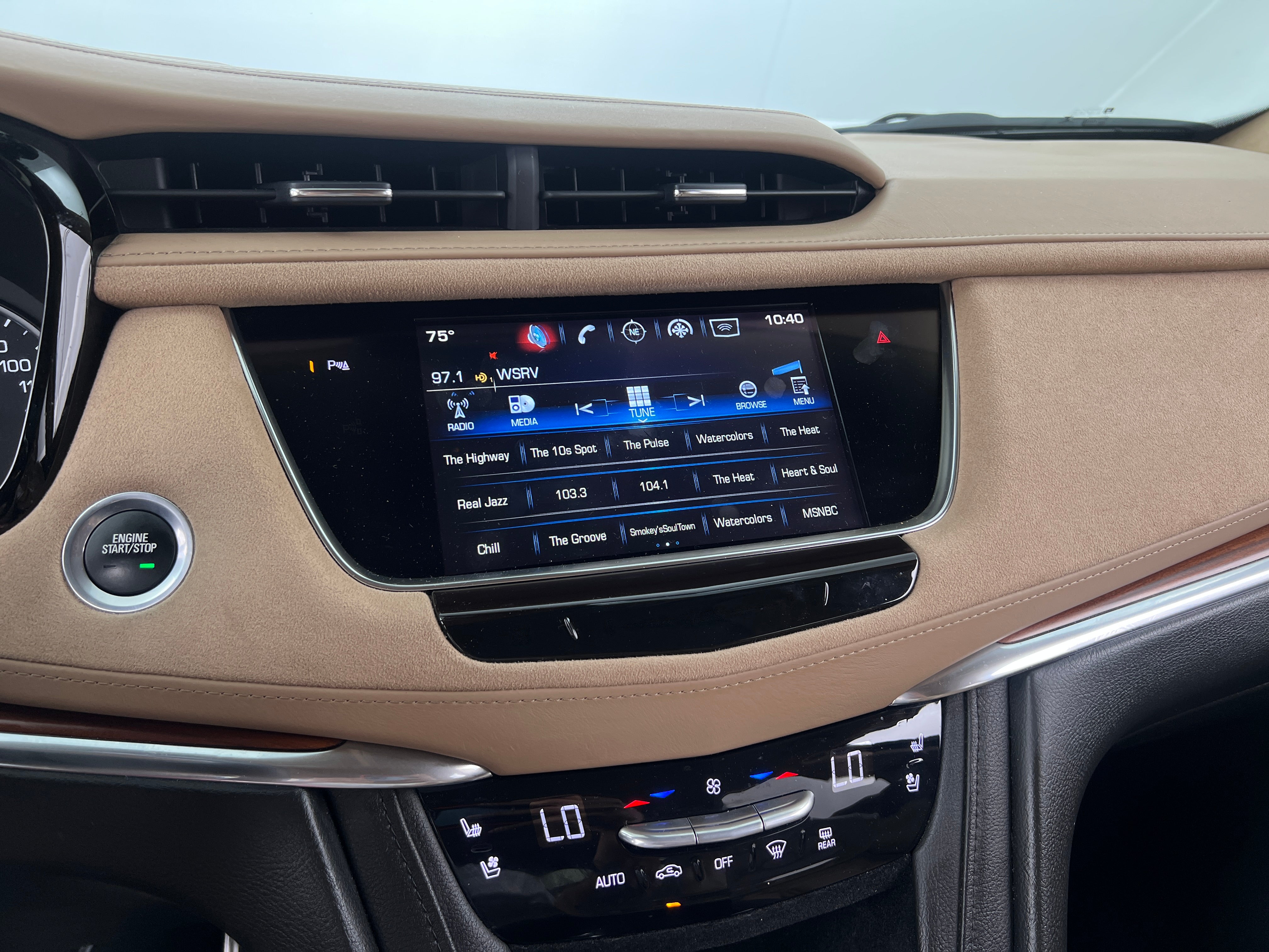 2017 Cadillac XT5 Platinum 3