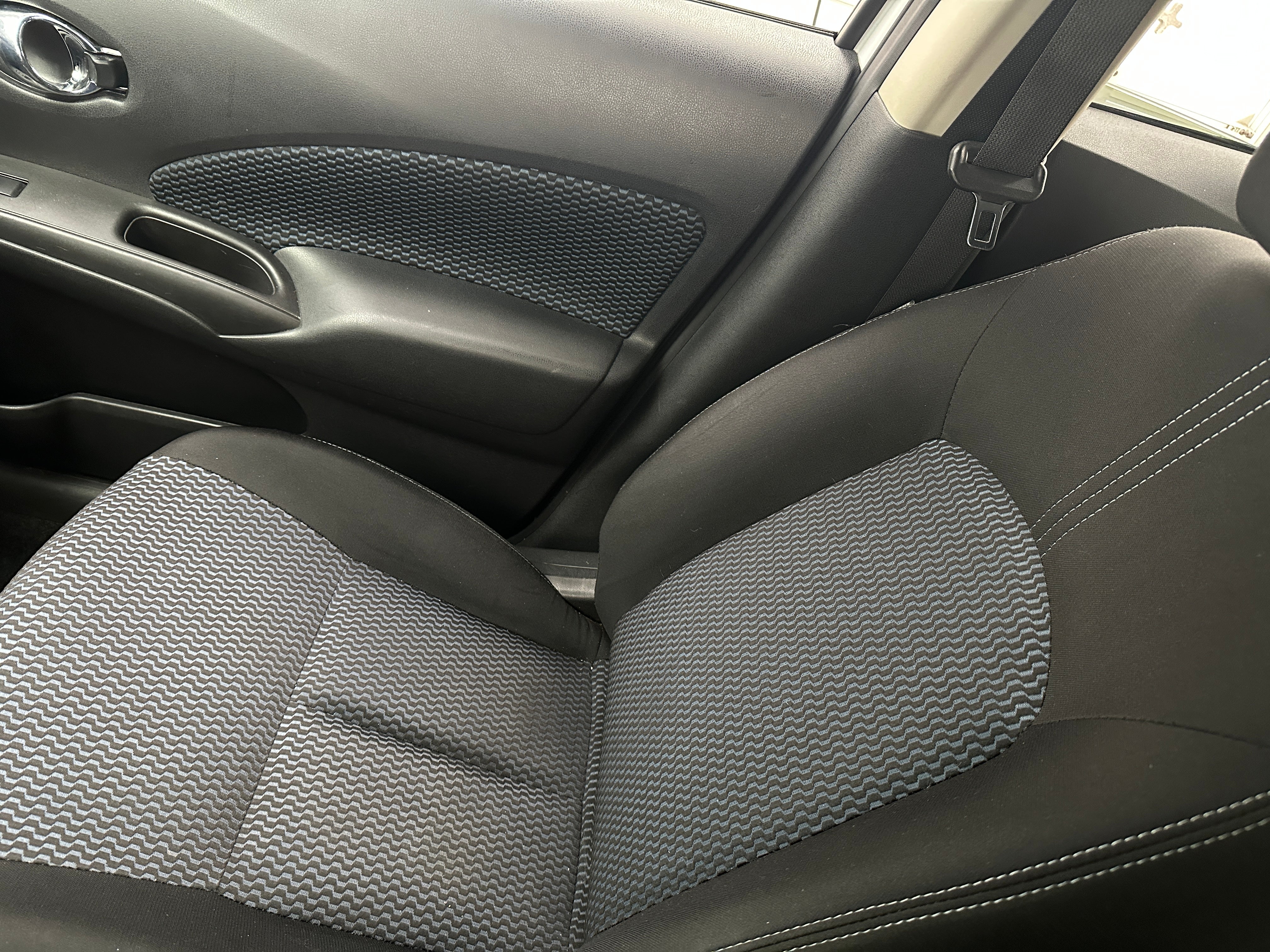 2018 Nissan Versa Note SV 2