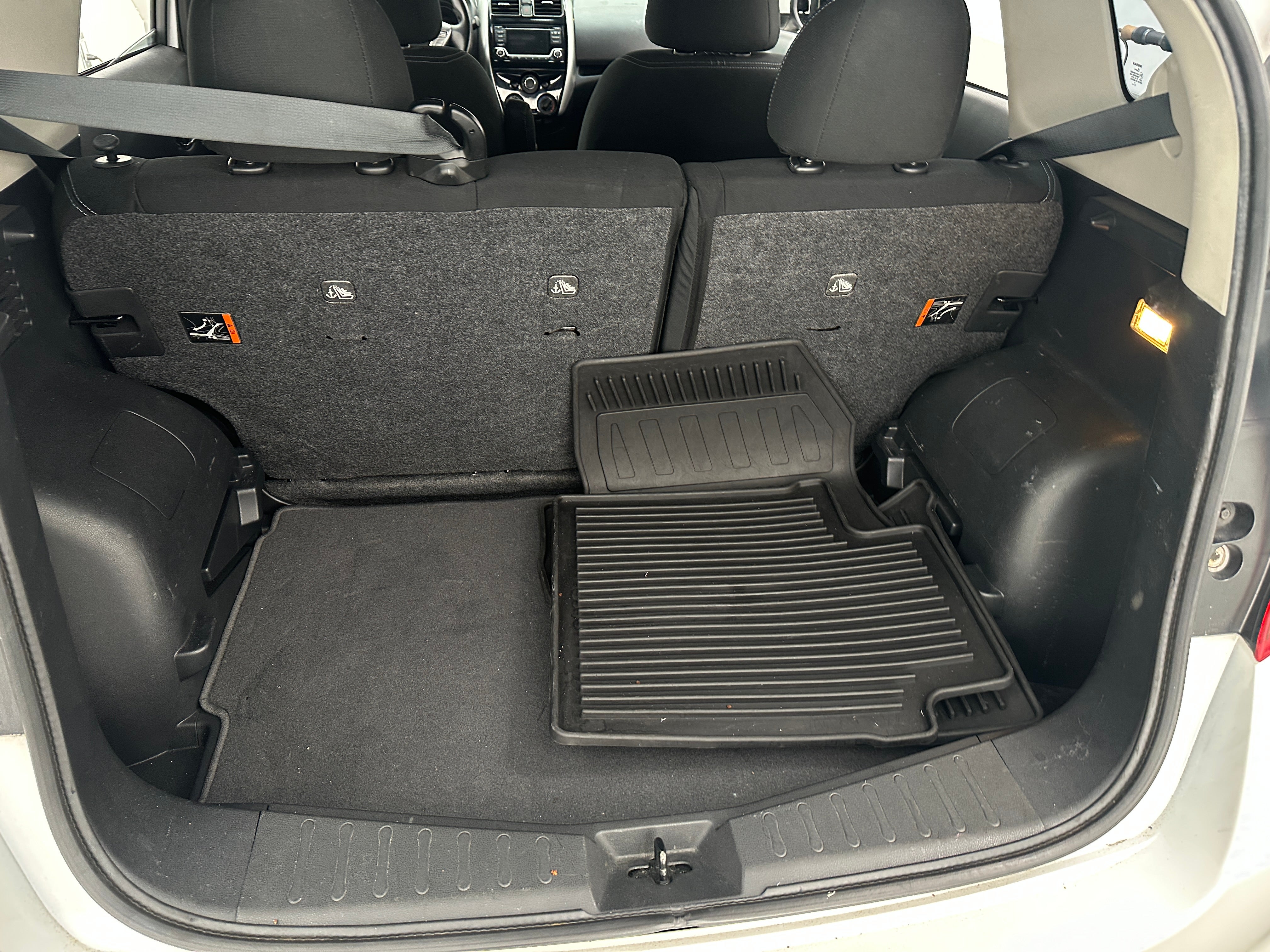 2018 Nissan Versa Note SV 7