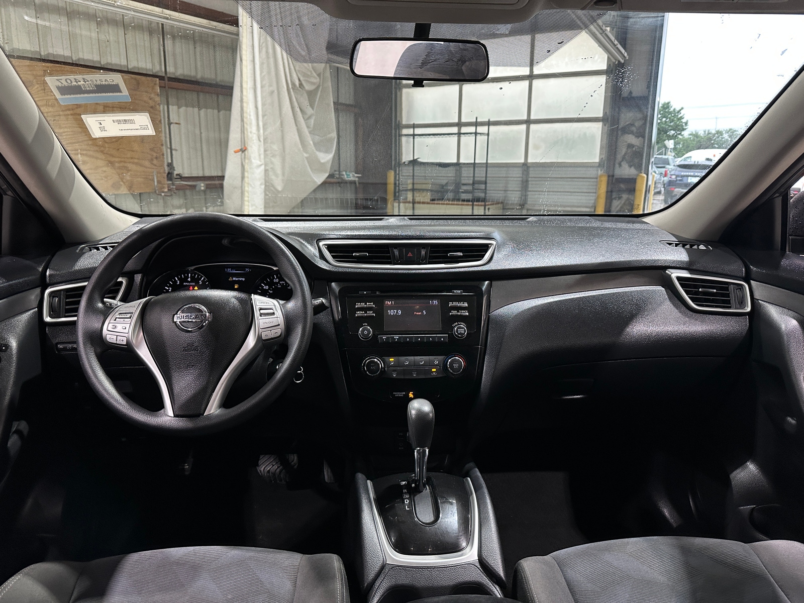 Thumbnail: 2016 Nissan Rogue - 3