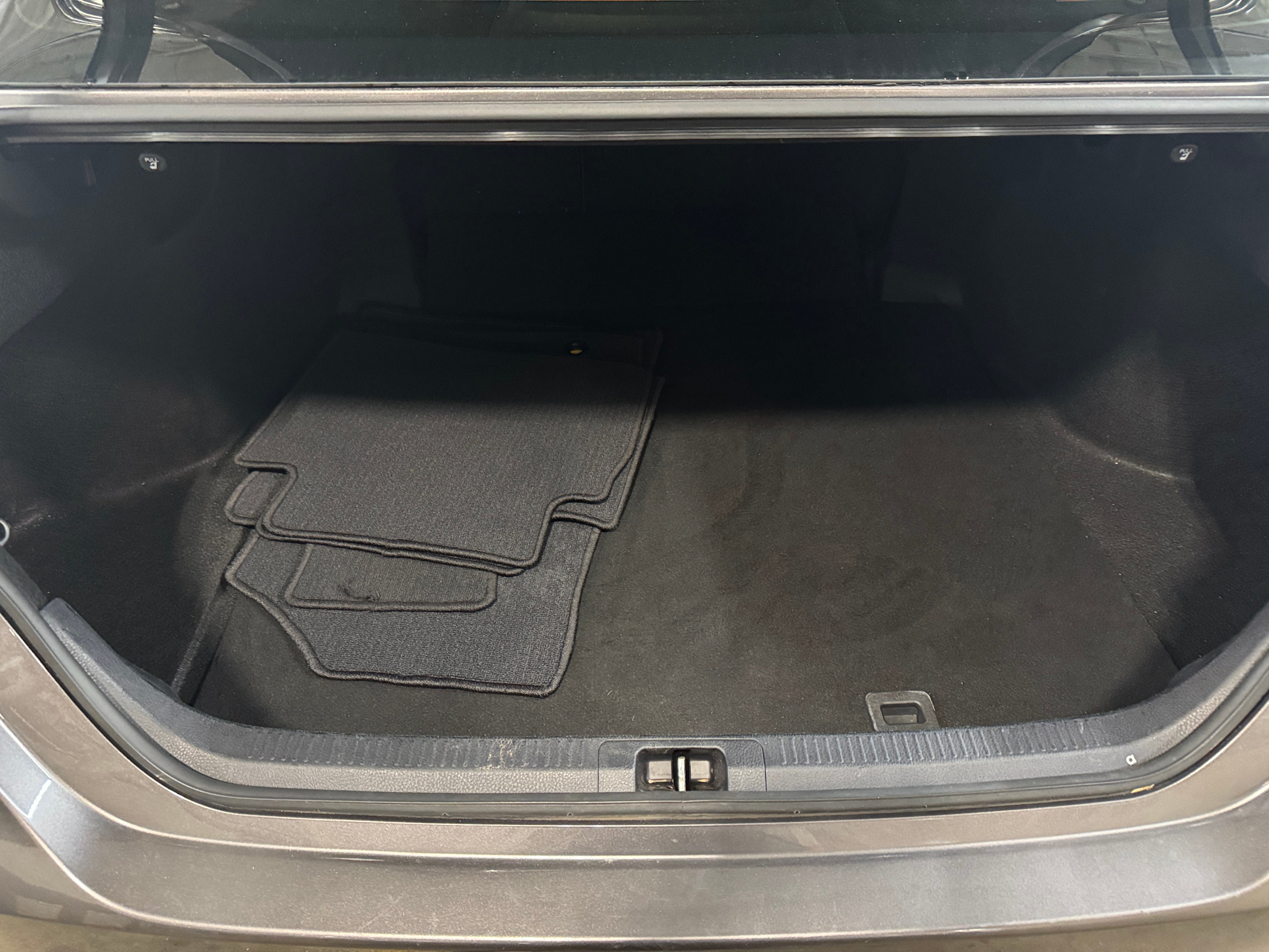 Thumbnail: 2020 Toyota Camry - 7