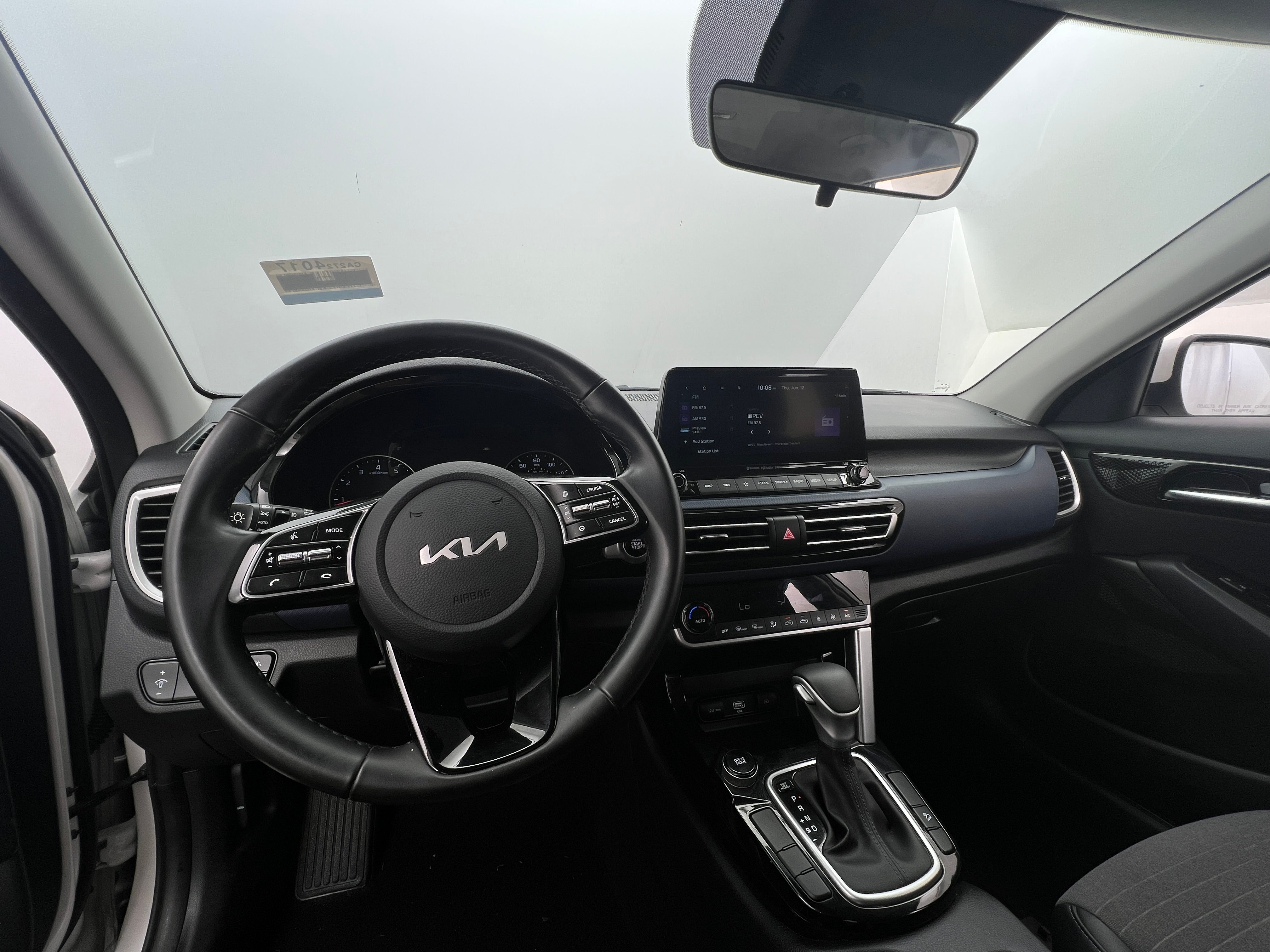 2023 Kia Seltos S 2