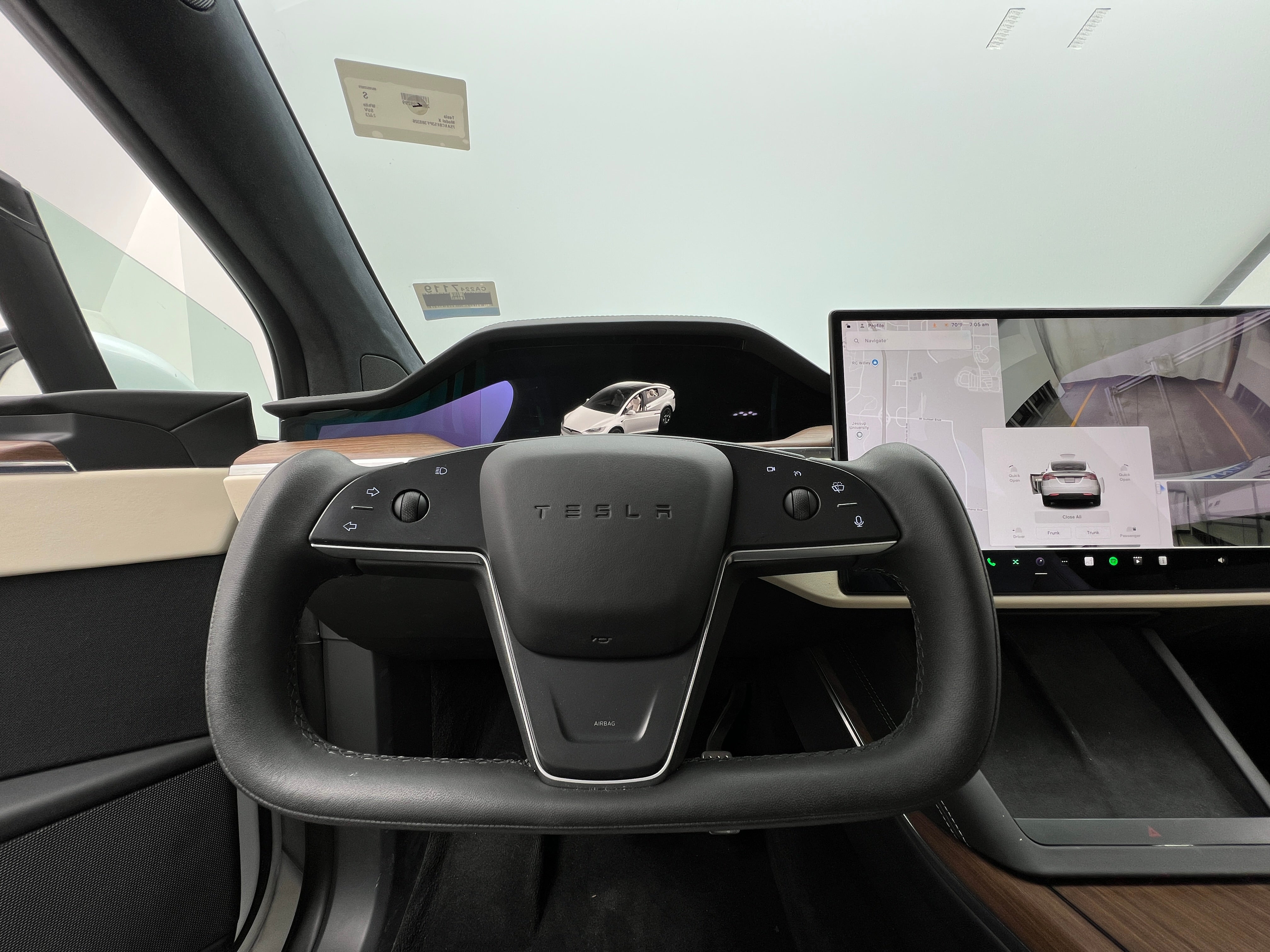 2023 Tesla Model X Standard Range 4