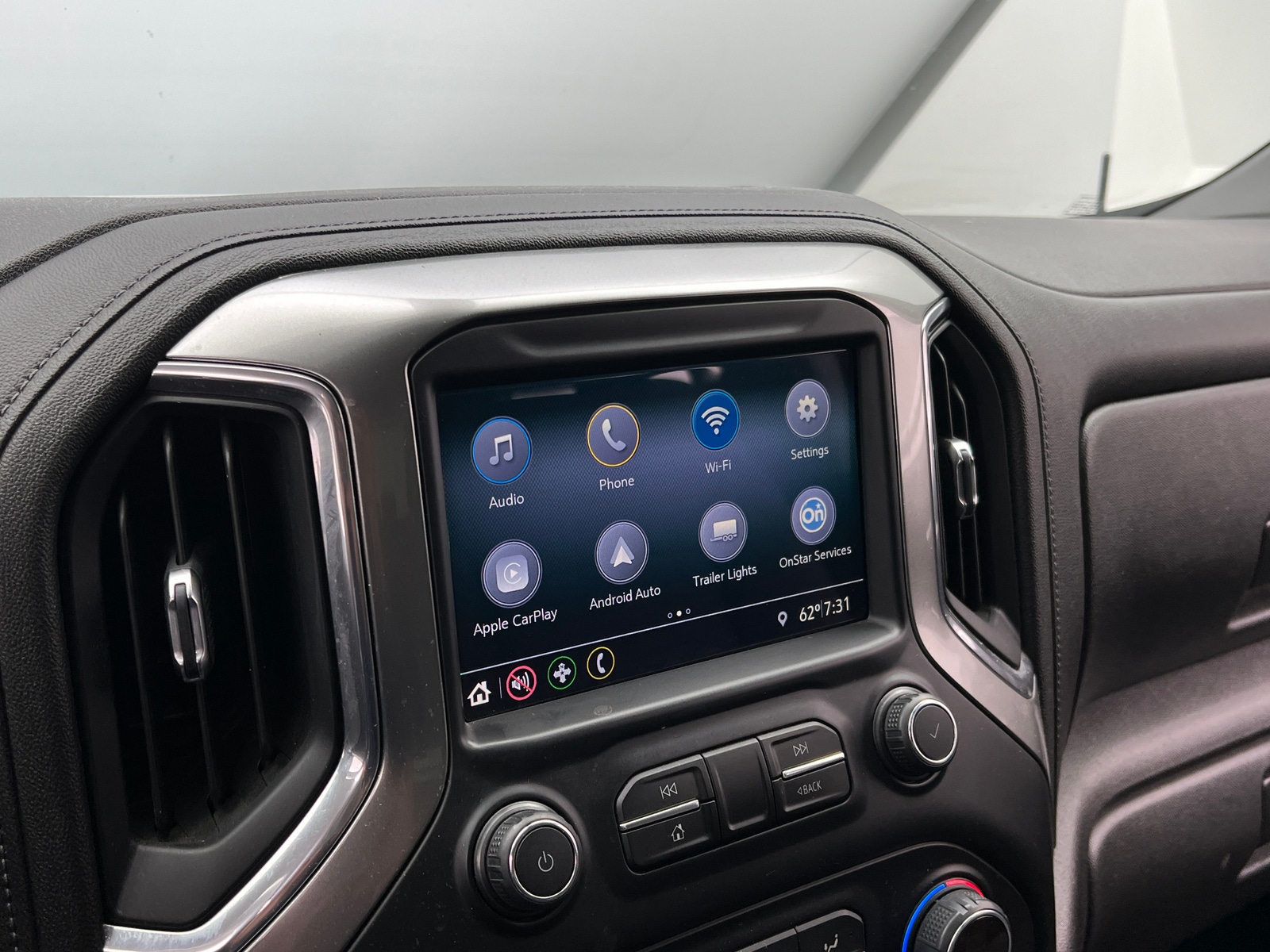 Thumbnail: 2019 Chevrolet Silverado 1500 - 4