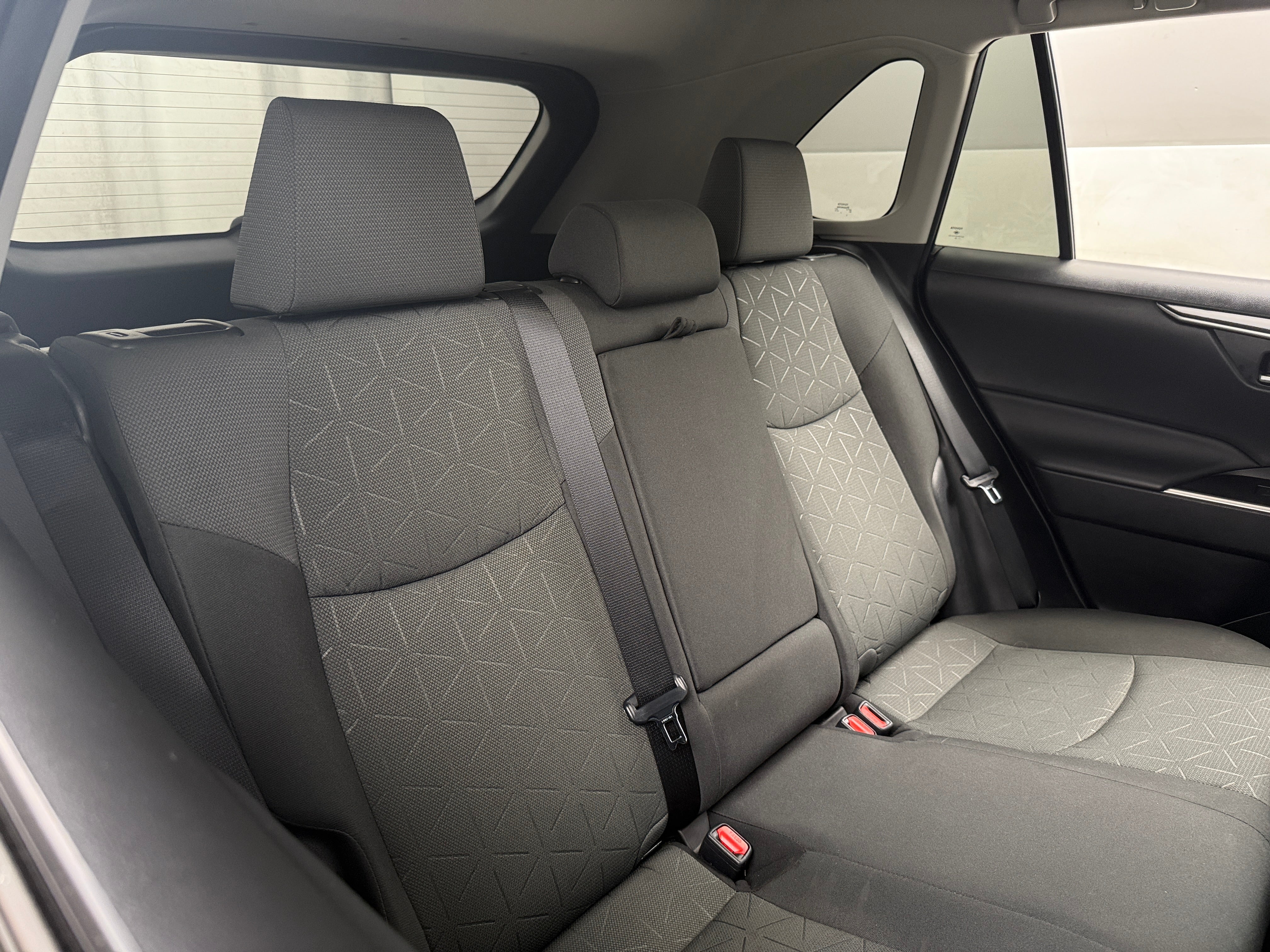 2022 Toyota RAV4 XLE 6