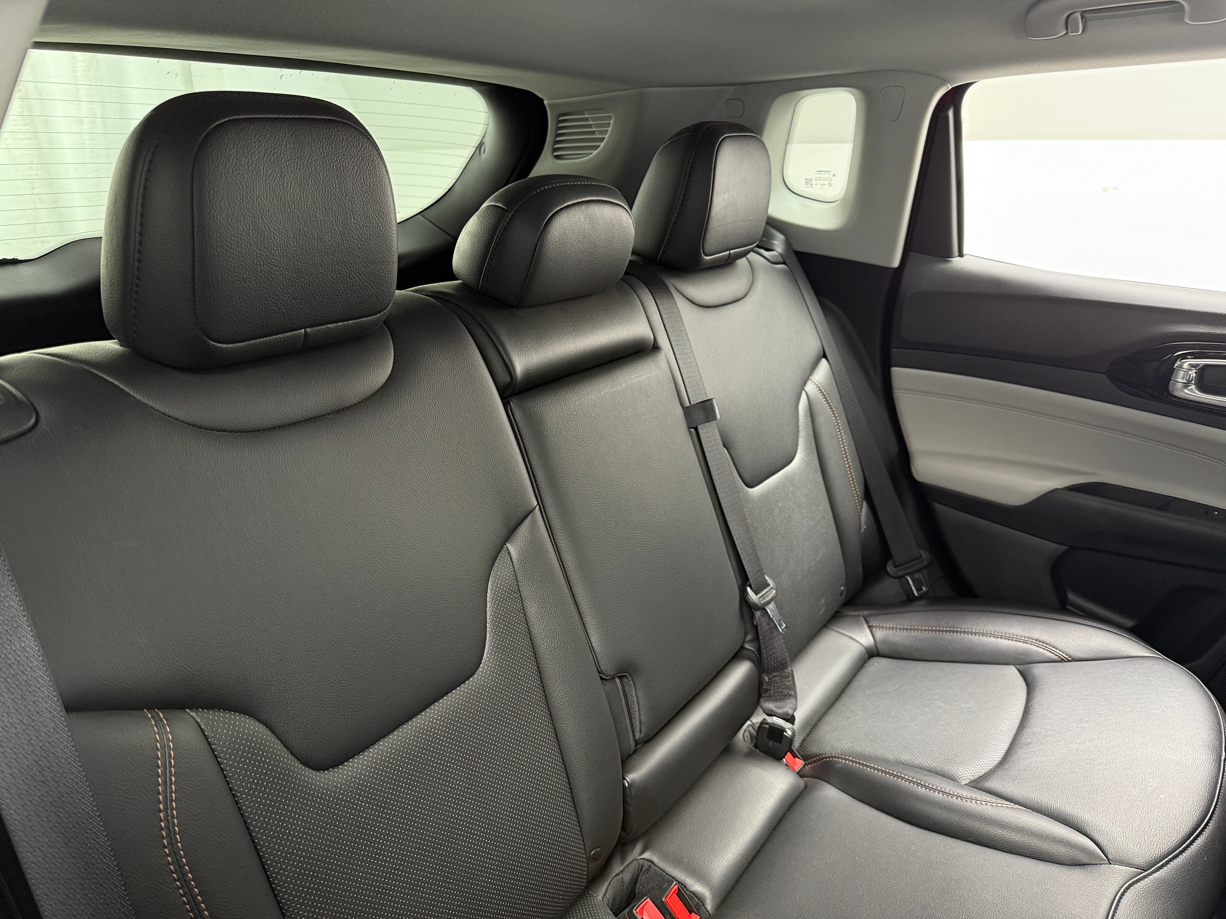 2022 Jeep Compass Limited 5