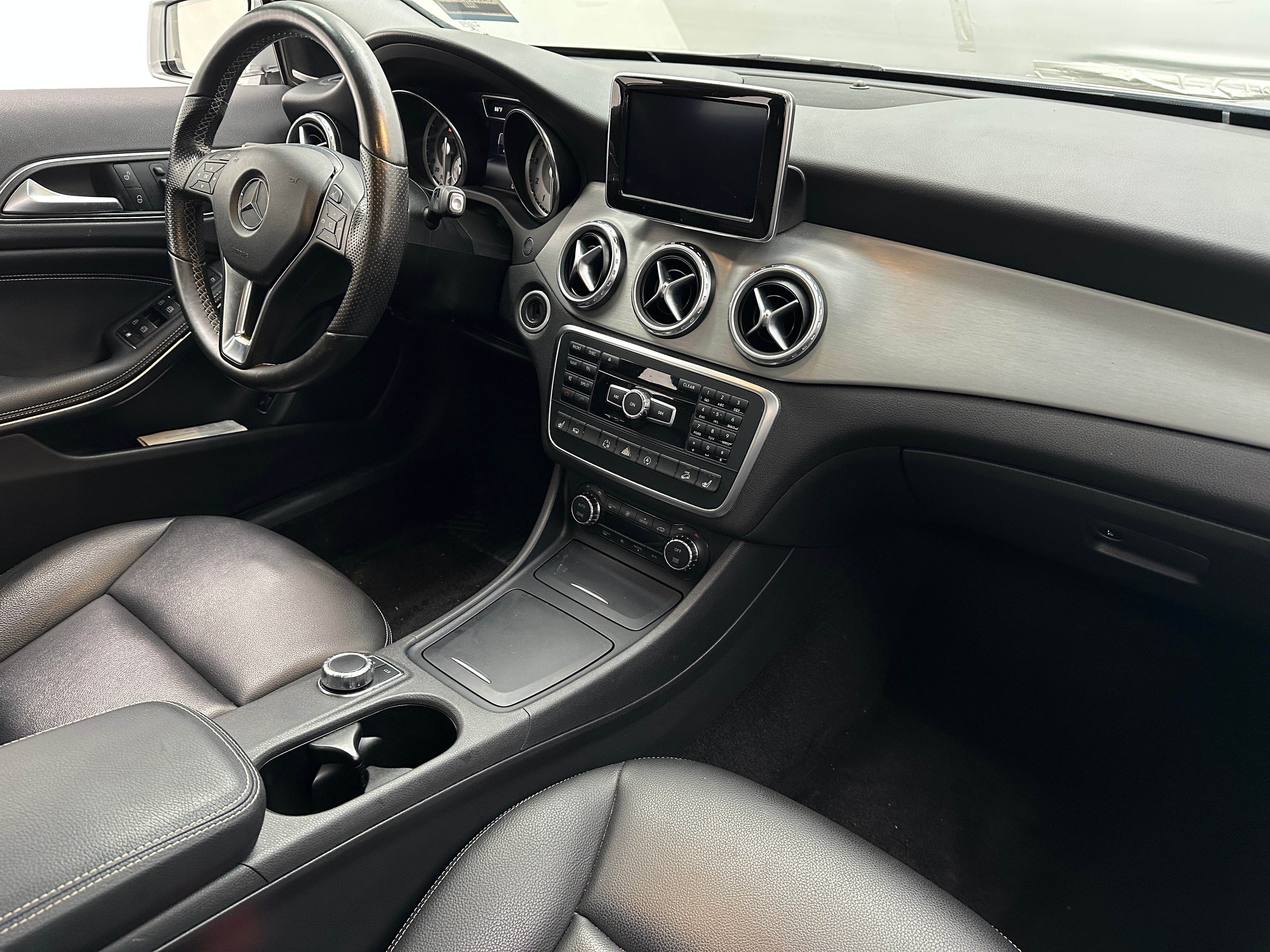 2015 Mercedes-Benz GLA 250 4MATIC 2
