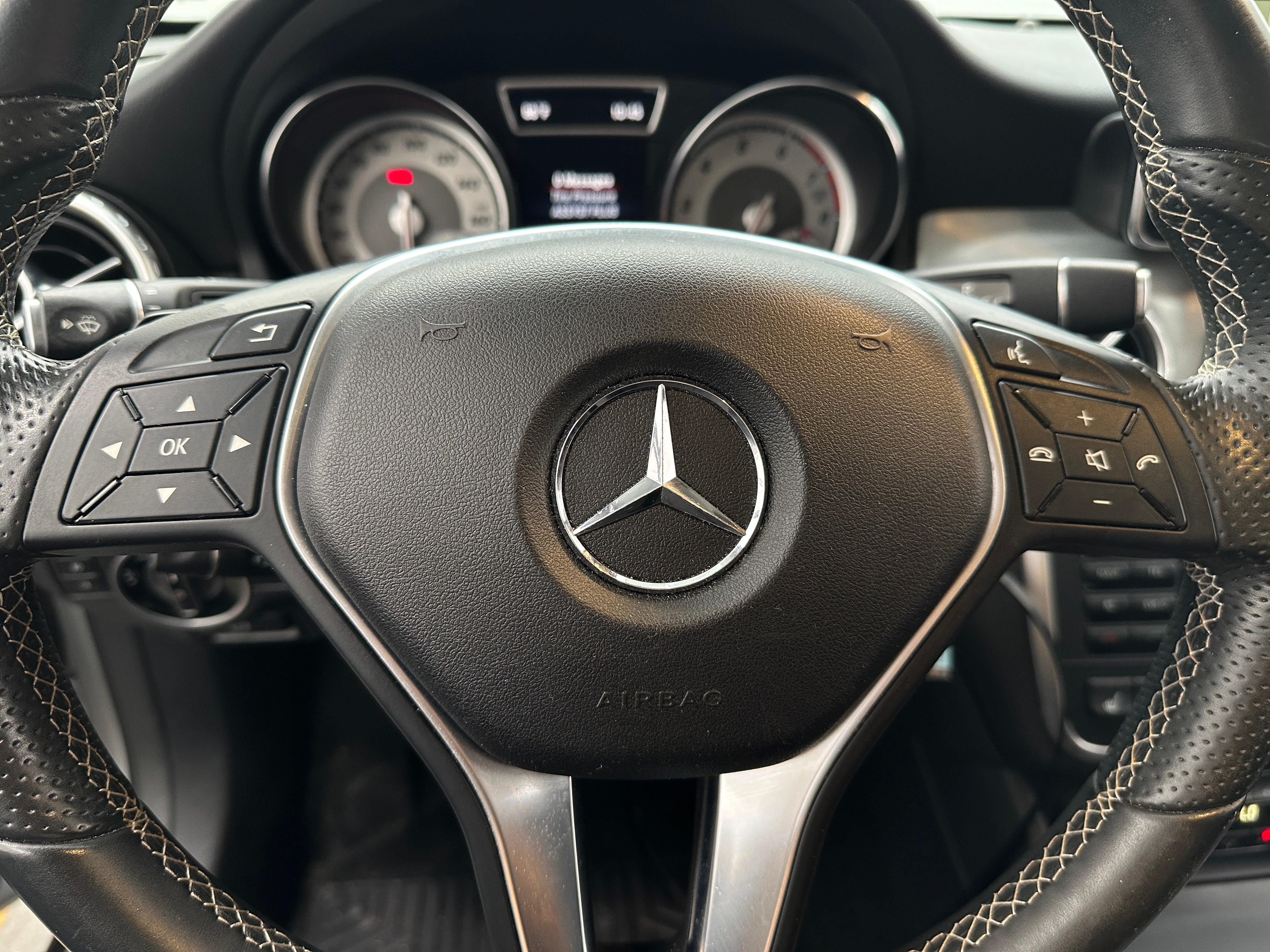 2015 Mercedes-Benz GLA 250 4MATIC 4
